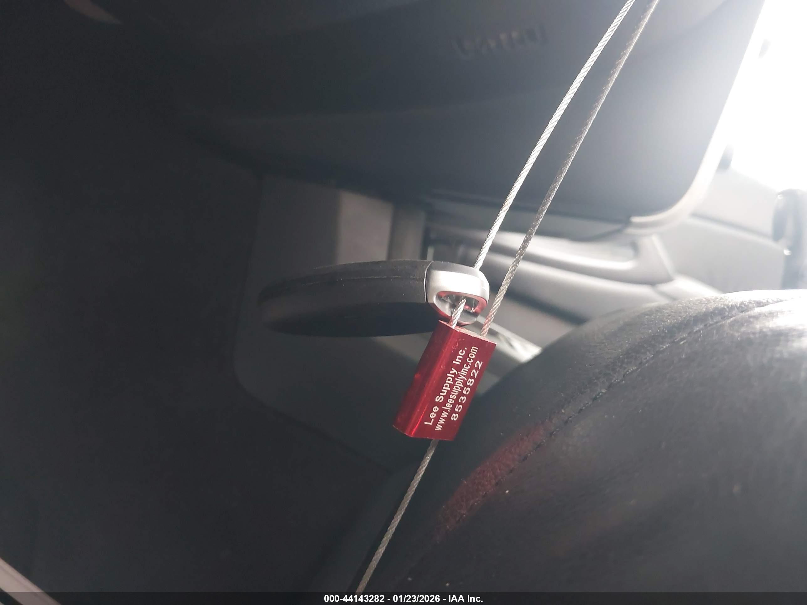 NISSAN MURANO image 11