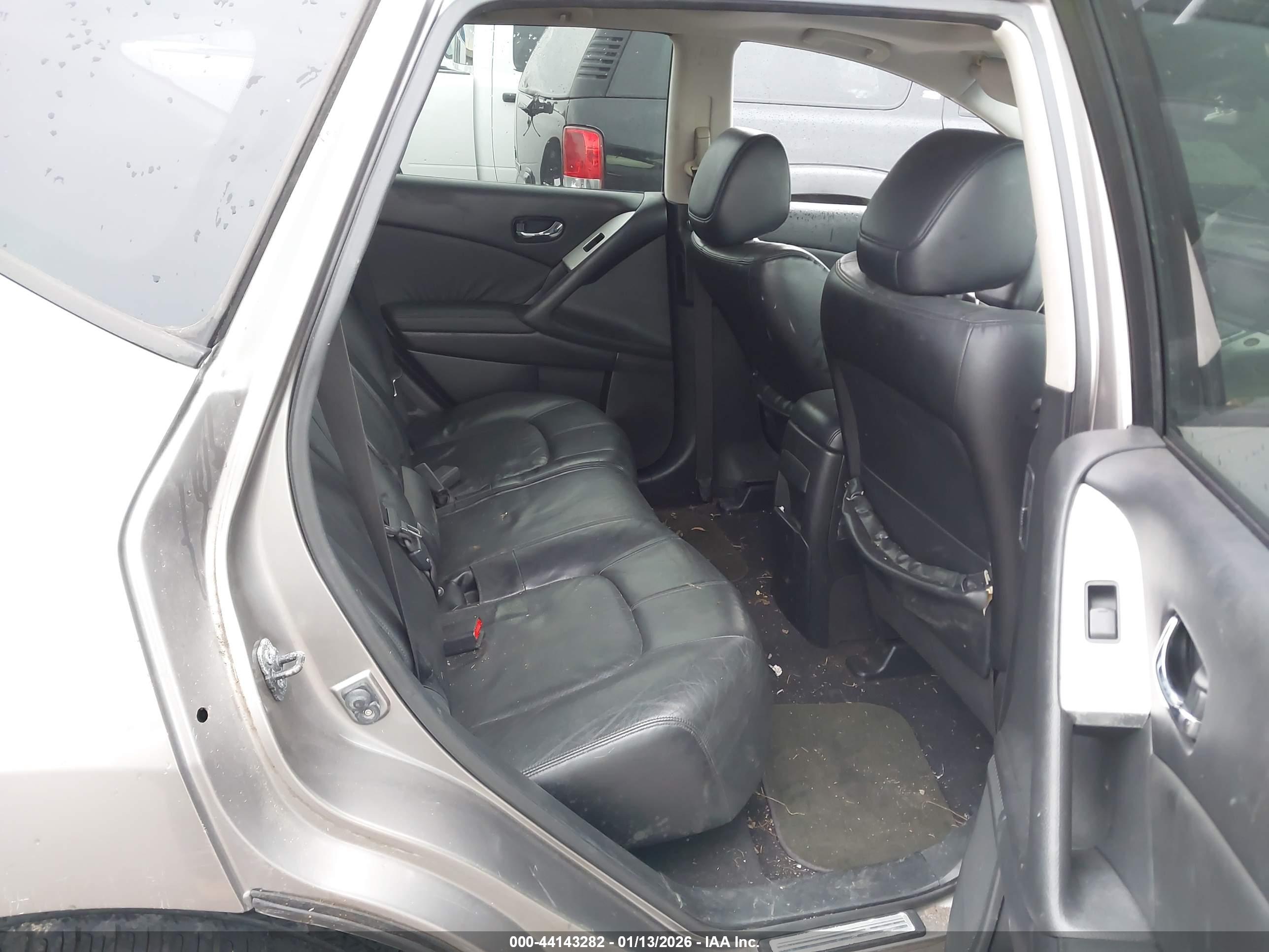 NISSAN MURANO image 8