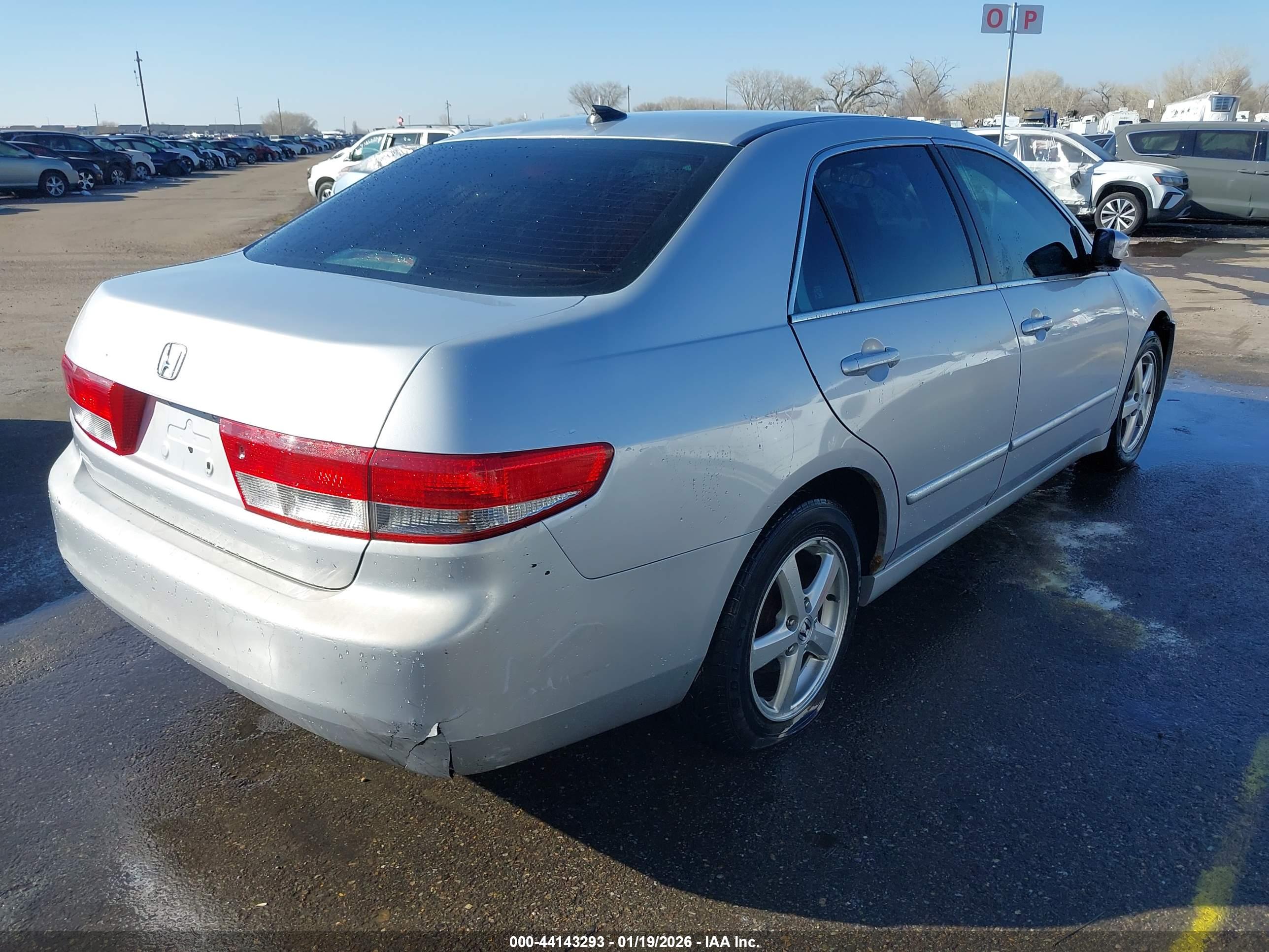 HONDA ACCORD image 4