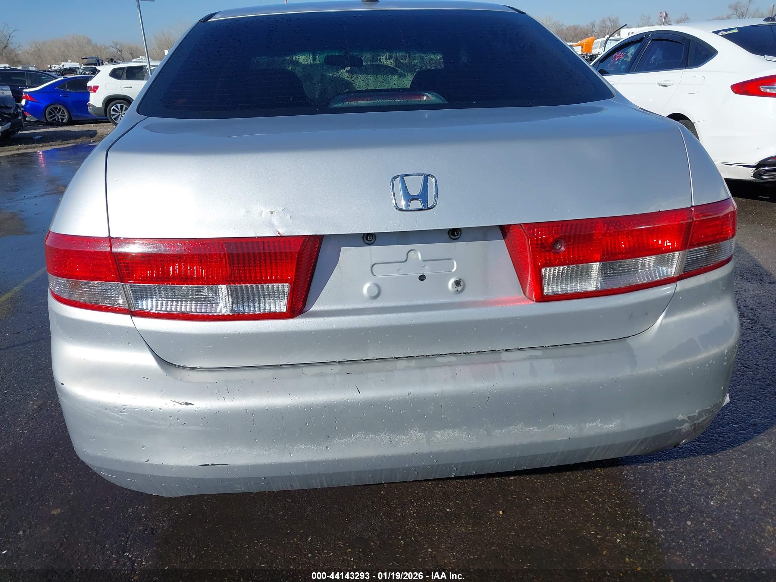 HONDA ACCORD image 6