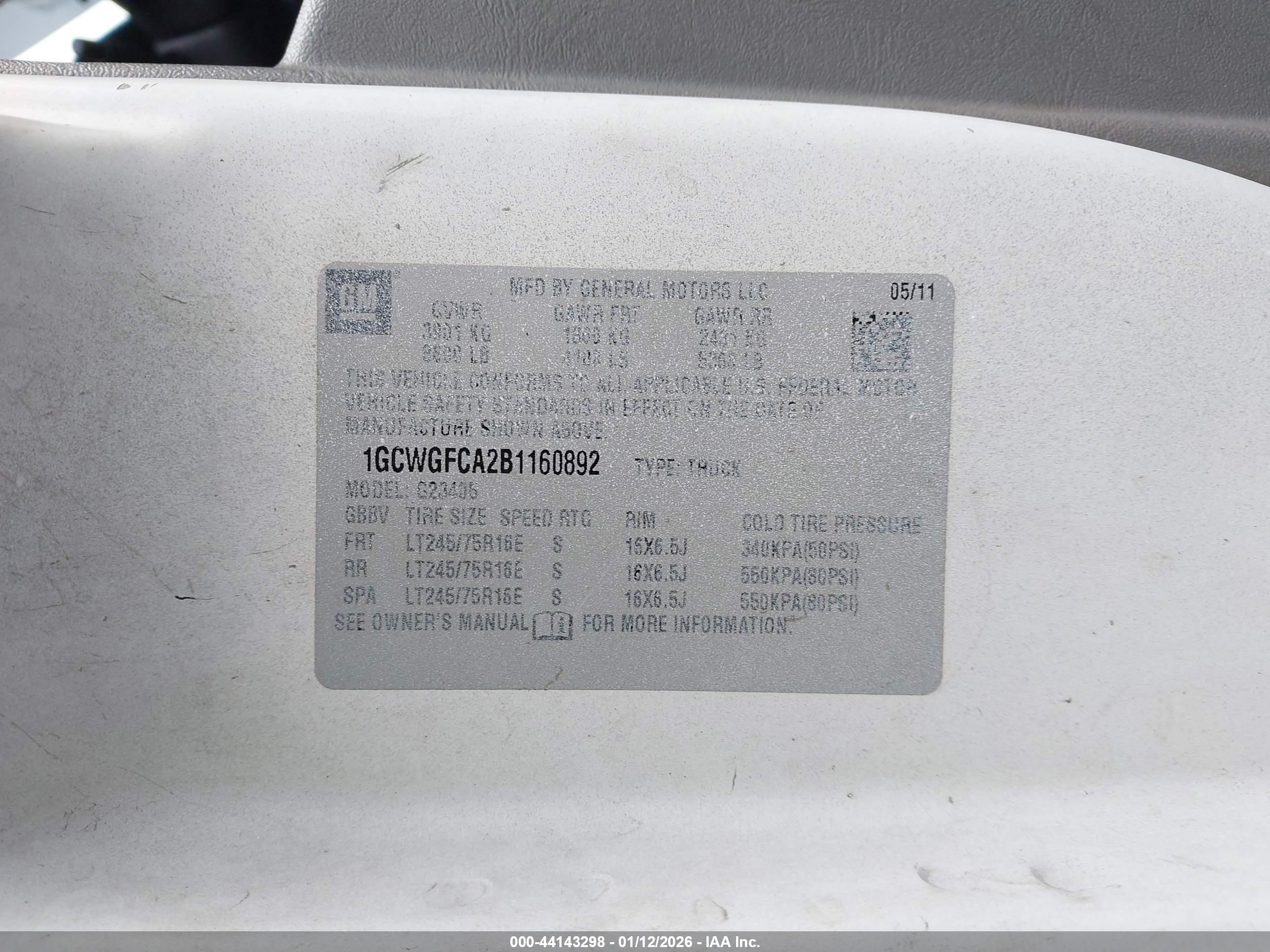 CHEVROLET EXPRESS image 9