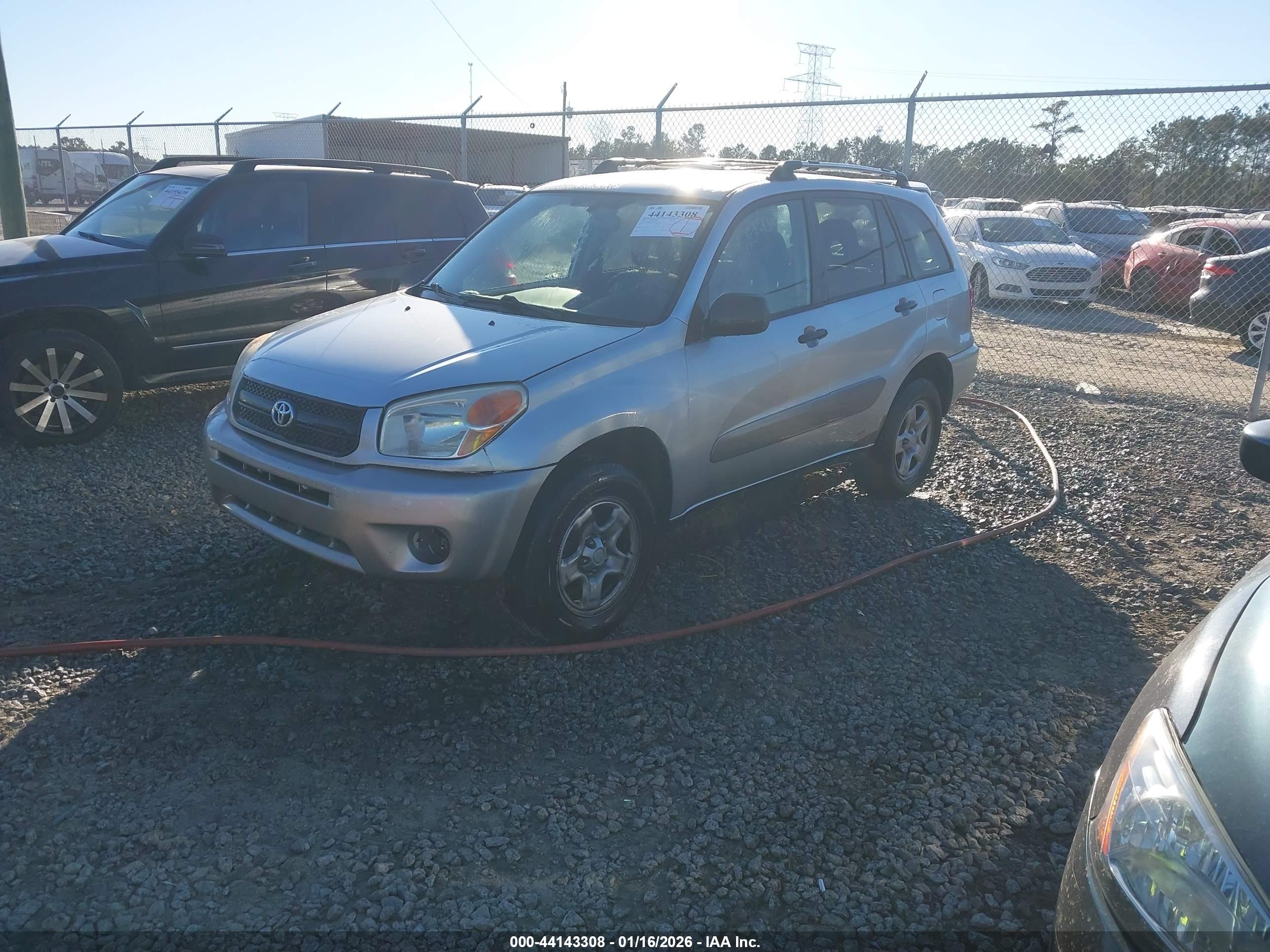 TOYOTA RAV4 image 2