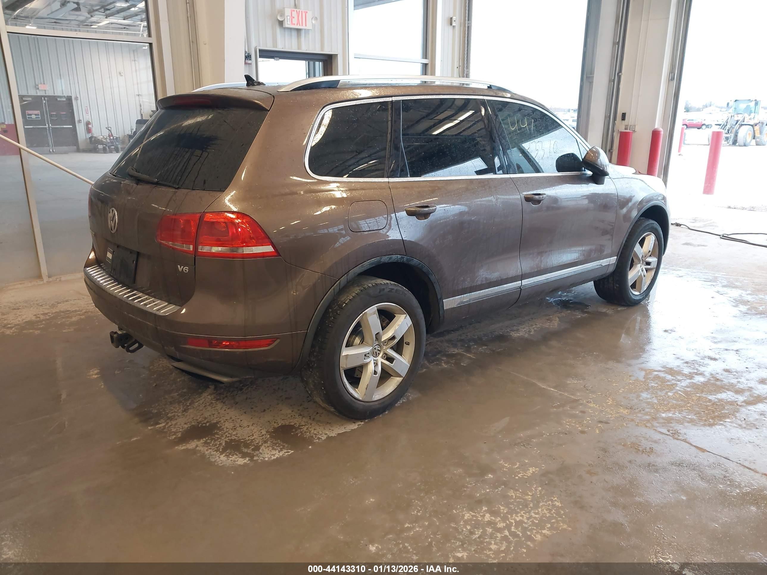 VOLKSWAGEN TOUAREG image 4