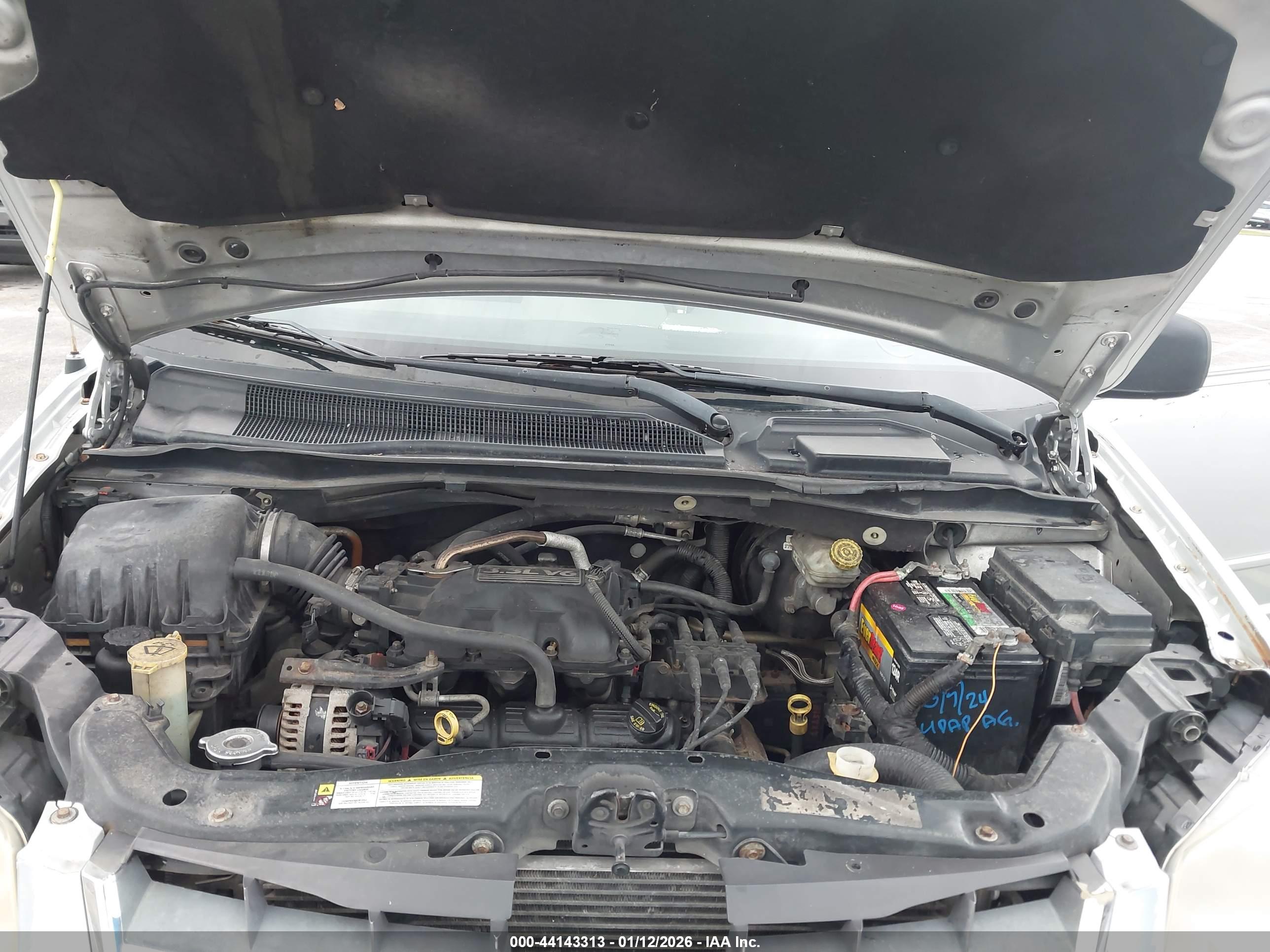 CHRYSLER TOWN image 10