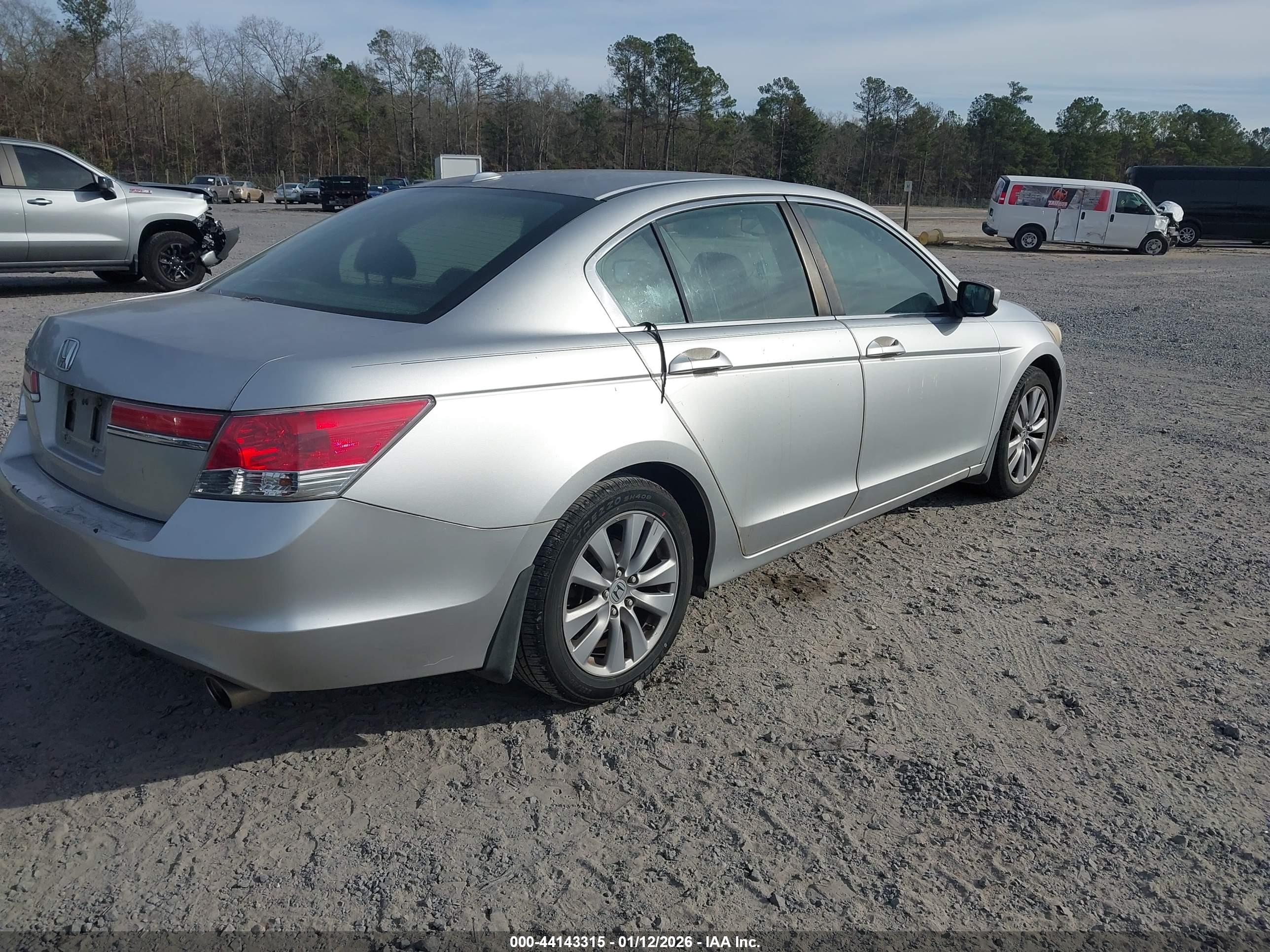 HONDA ACCORD image 4