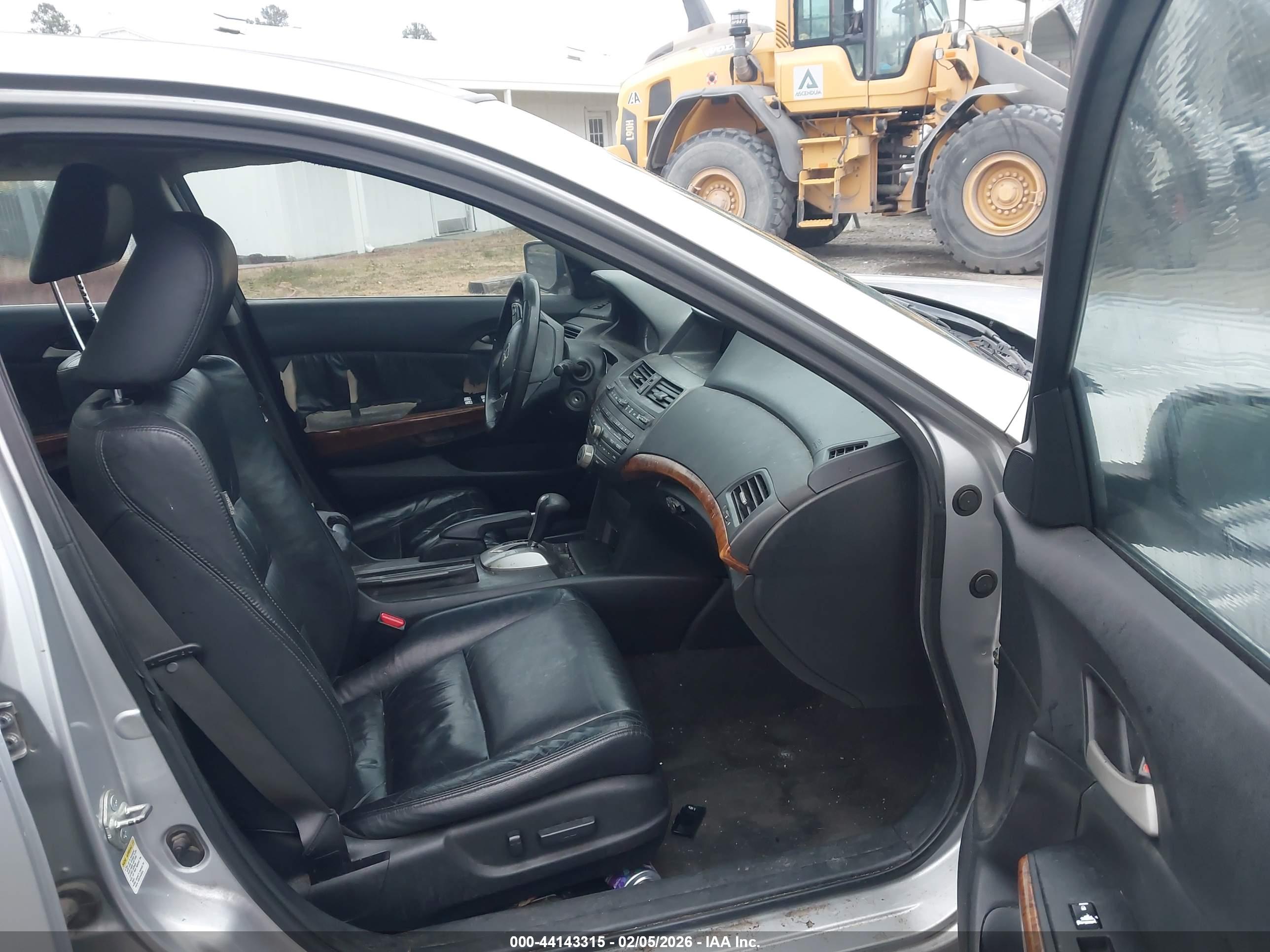HONDA ACCORD image 5