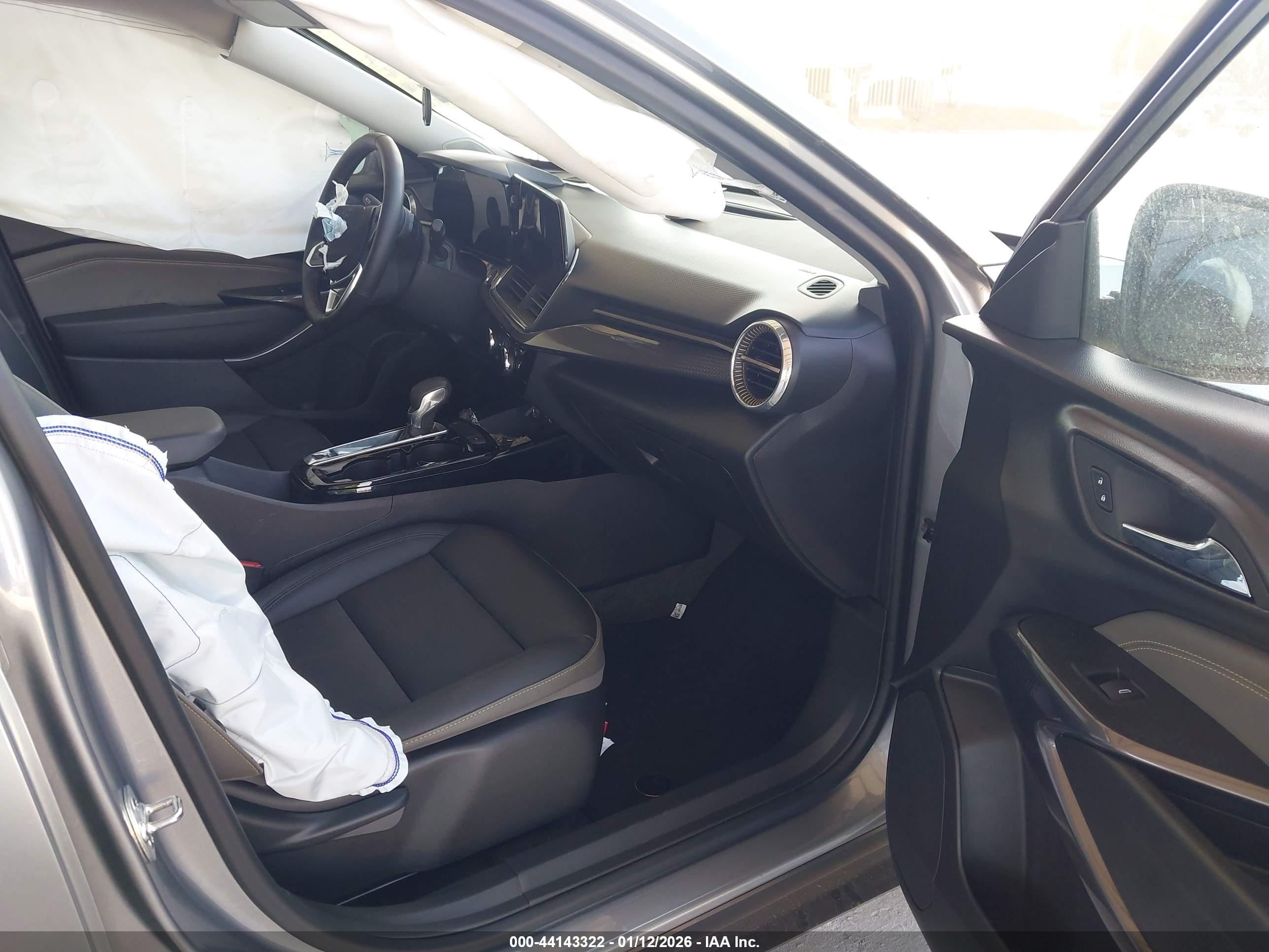 CHEVROLET TRAX image 5