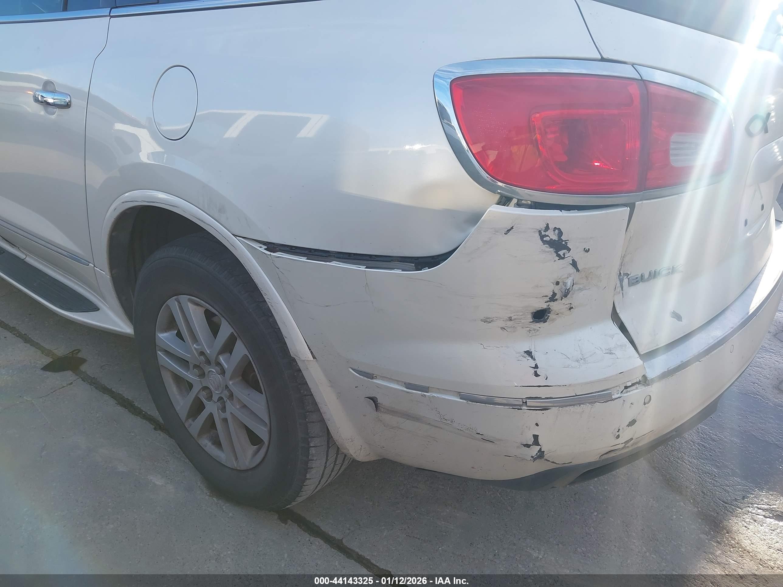 BUICK ENCLAVE image 6