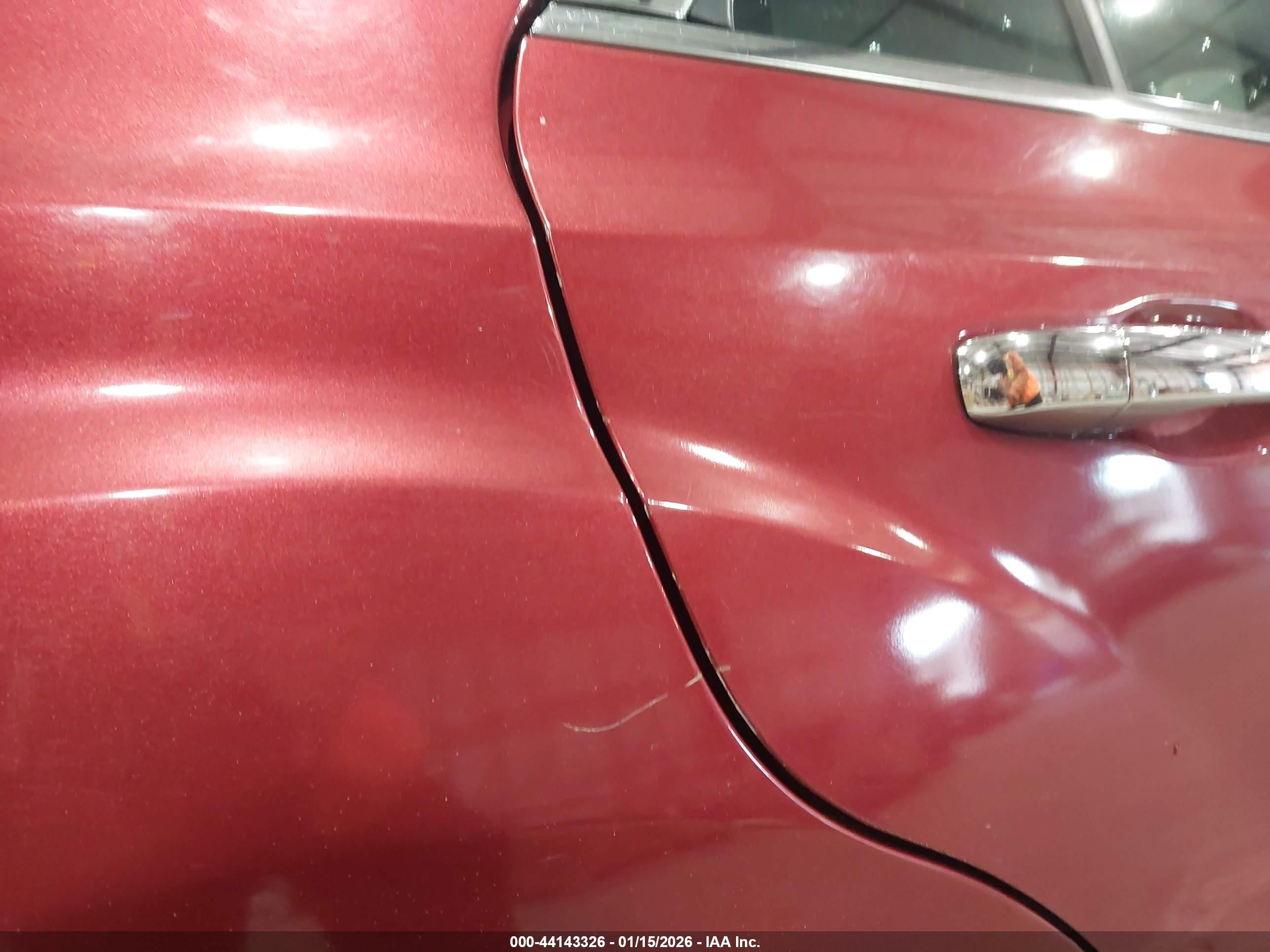 CHRYSLER 300 image 6