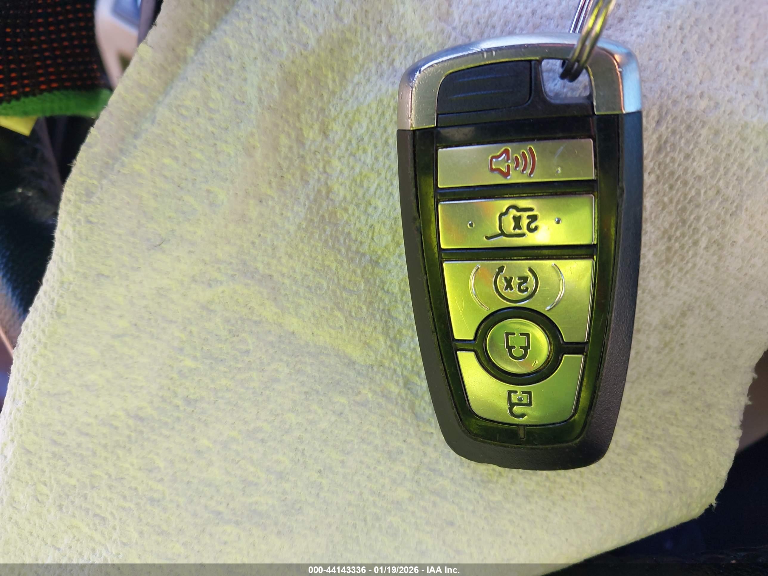 FORD EXPLORER image 11