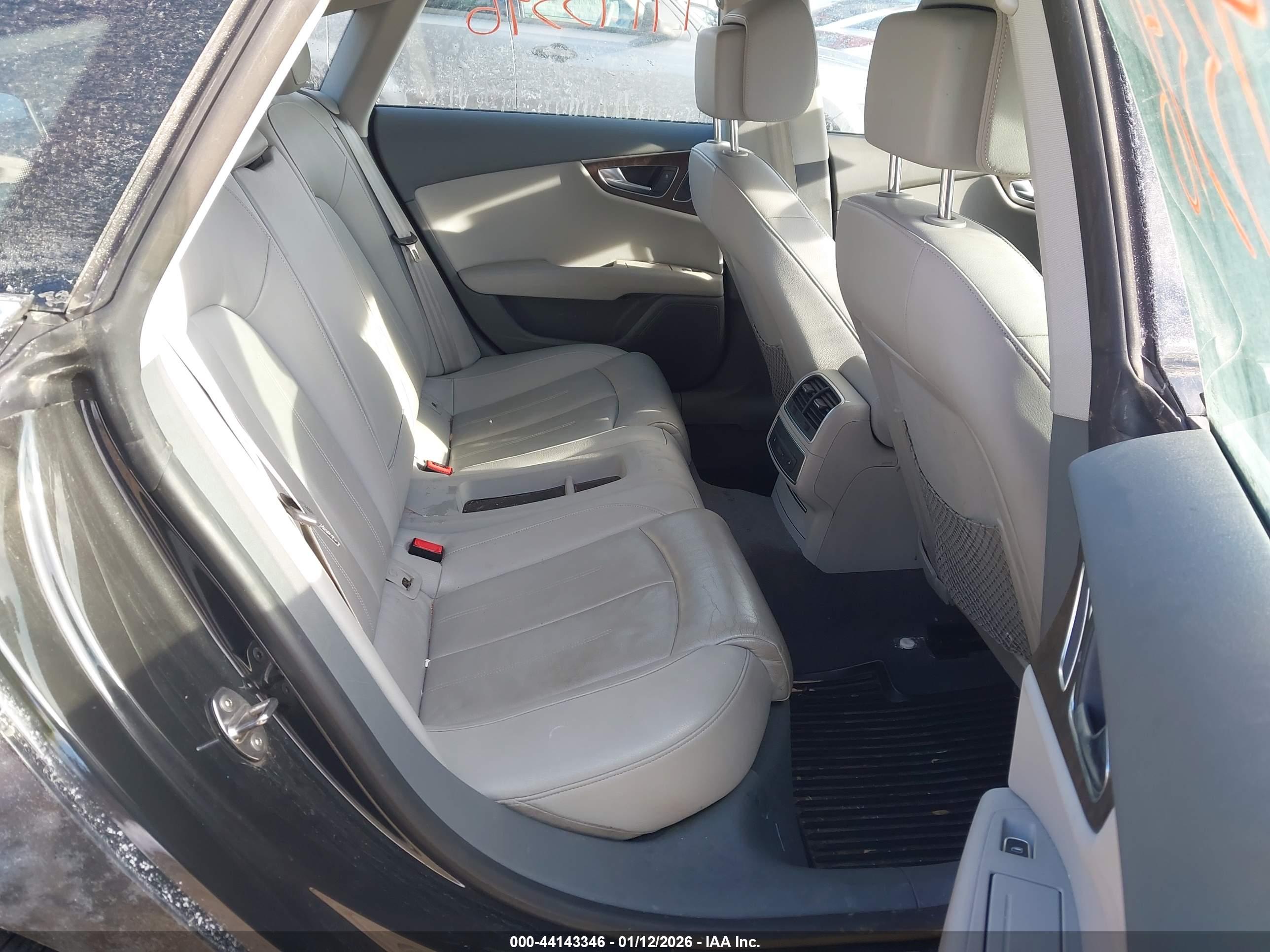 AUDI A7 image 8
