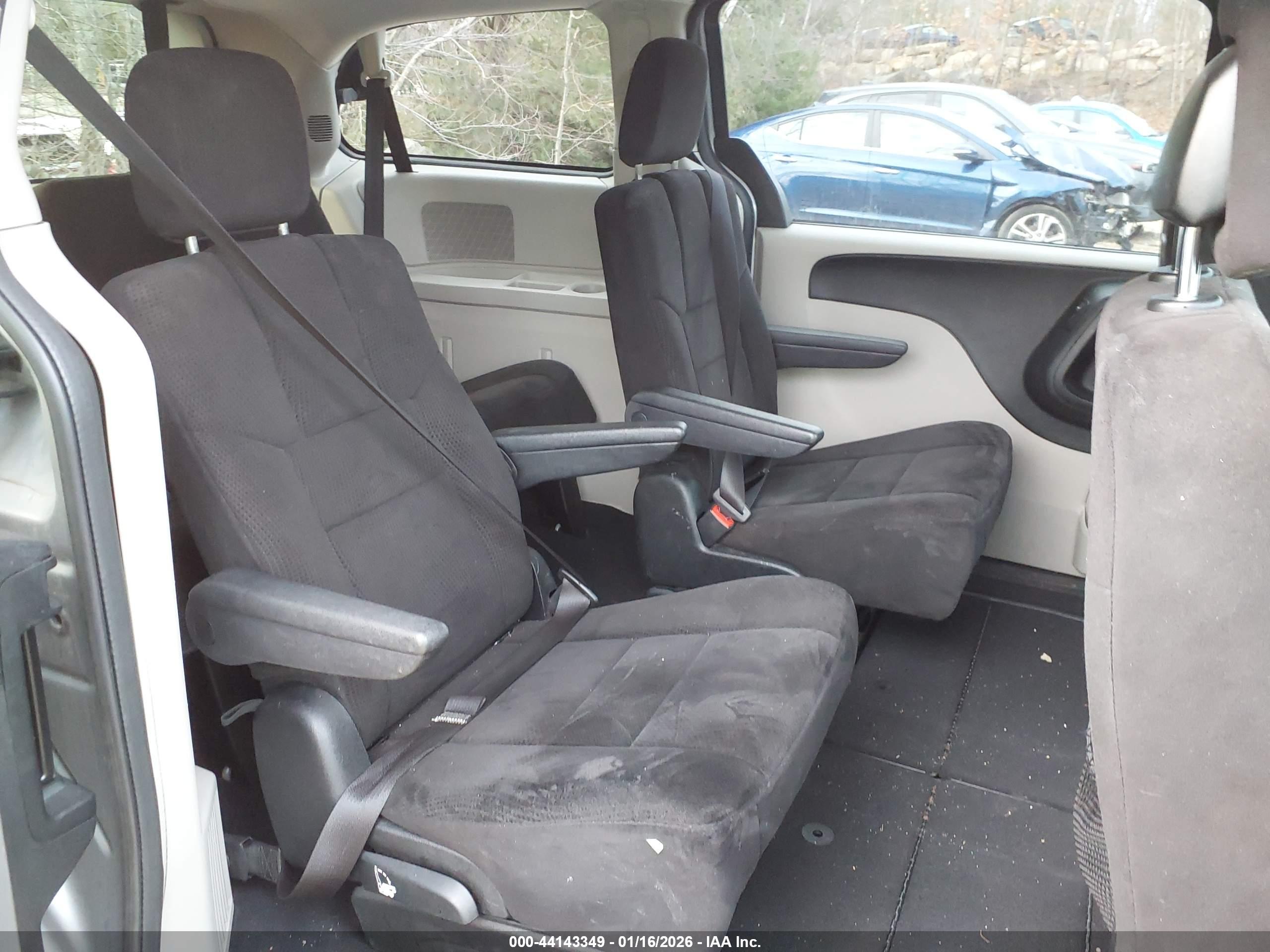 DODGE GRAND image 8
