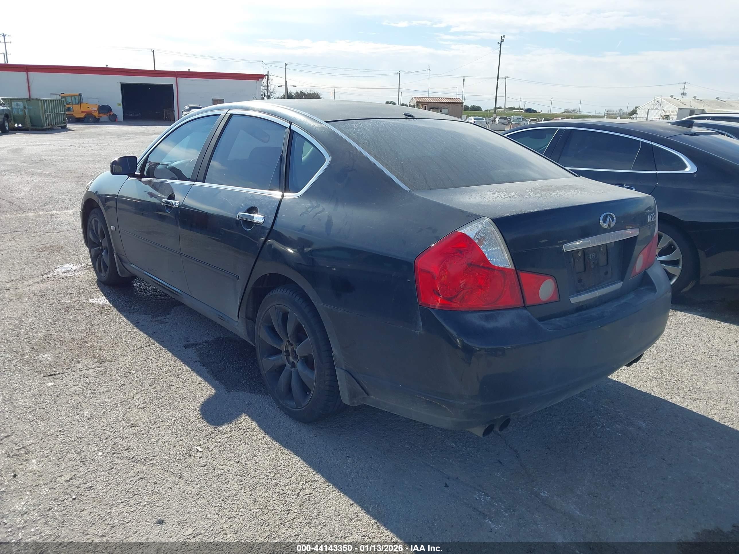 INFINITI M35X image 3