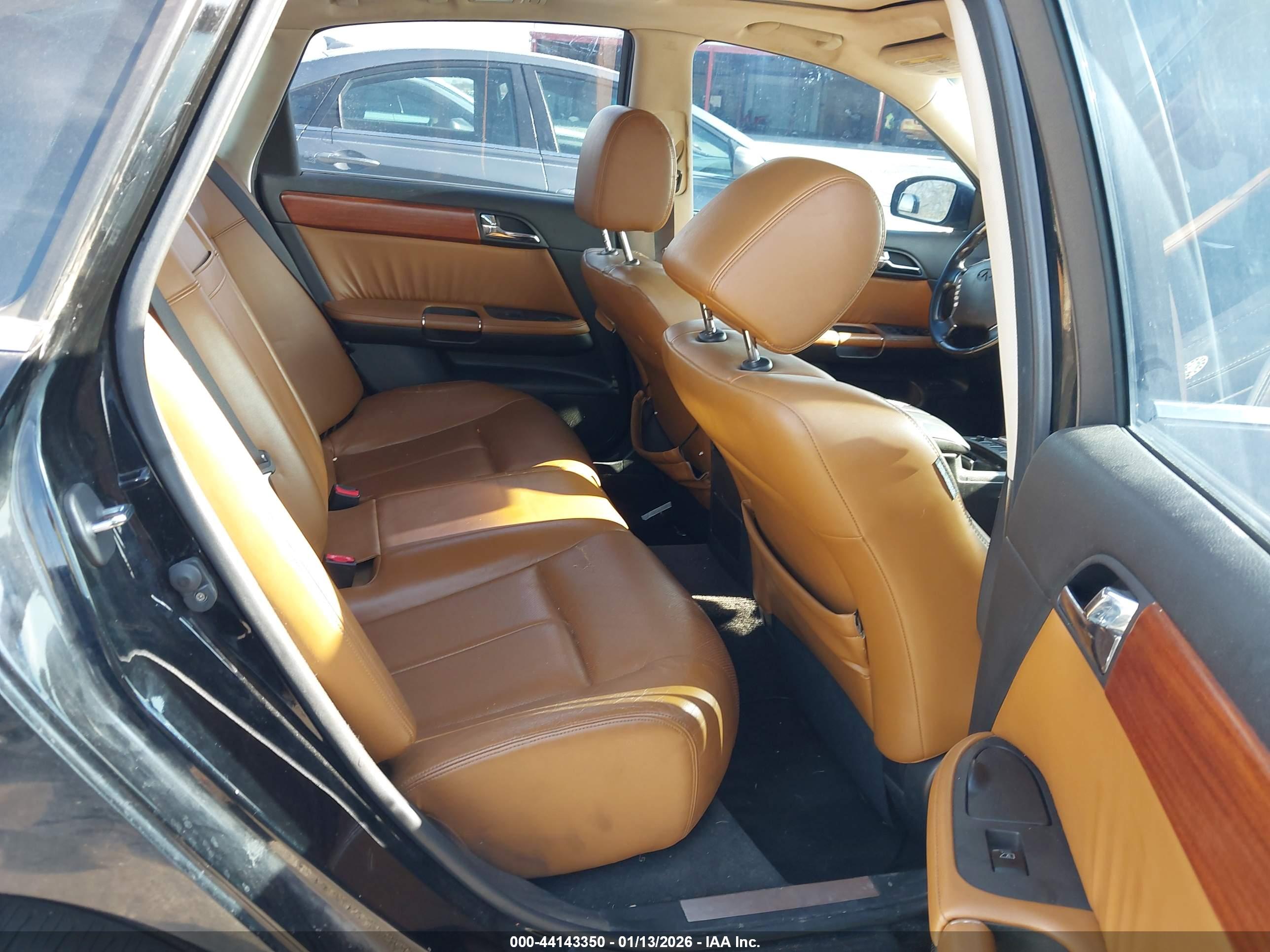 INFINITI M35X image 8