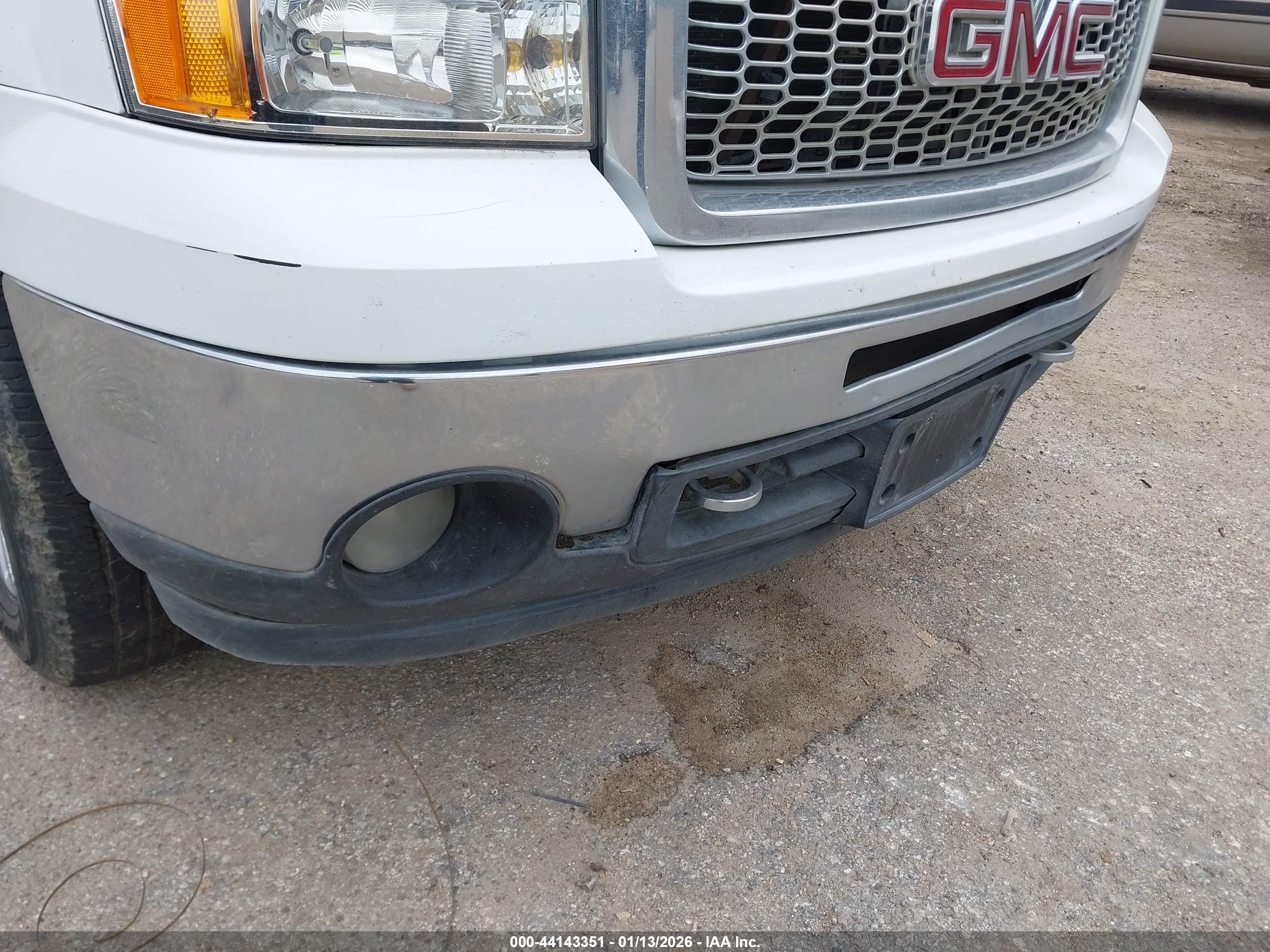 GMC SIERRA image 6
