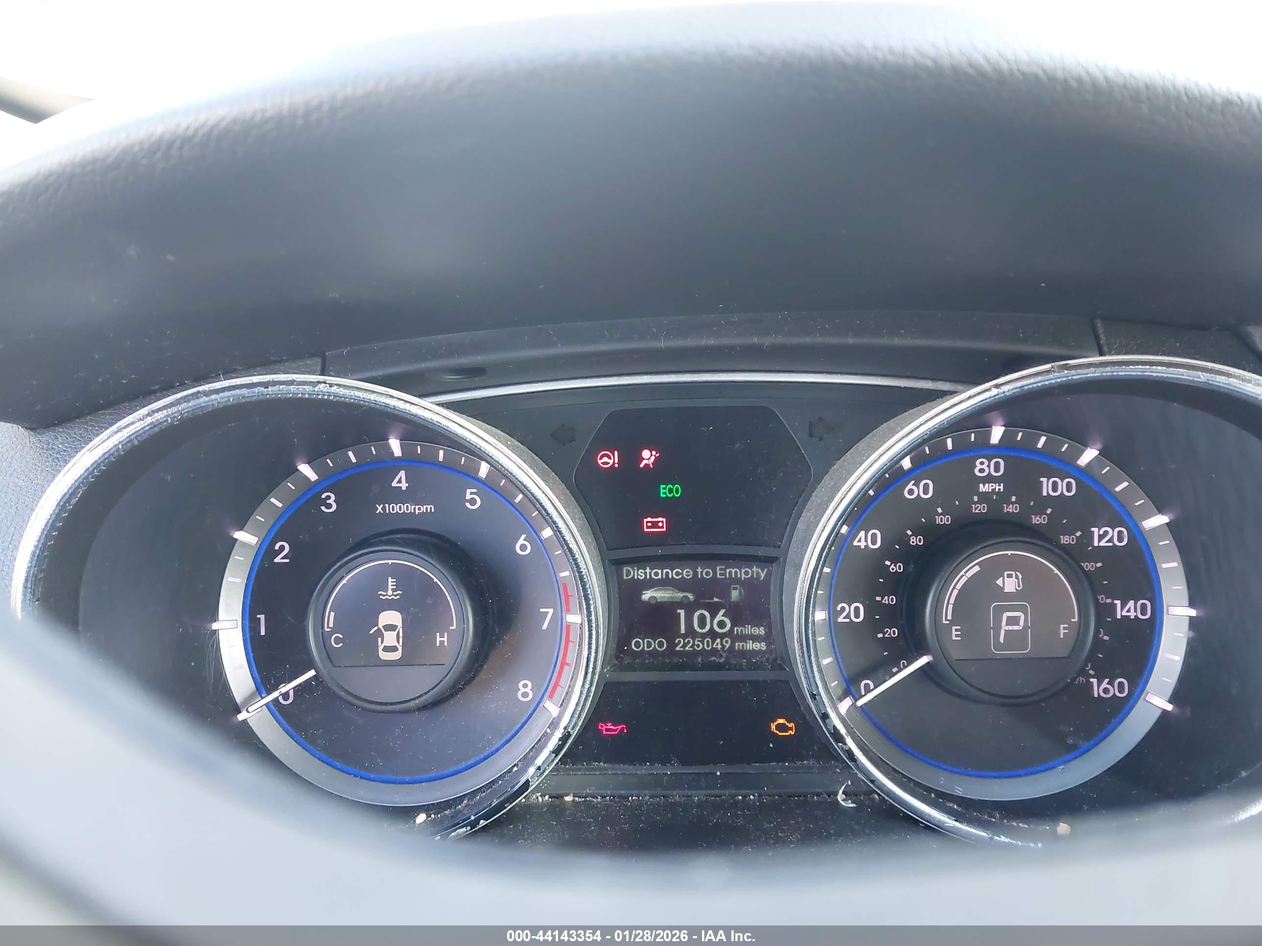 HYUNDAI SONATA image 7