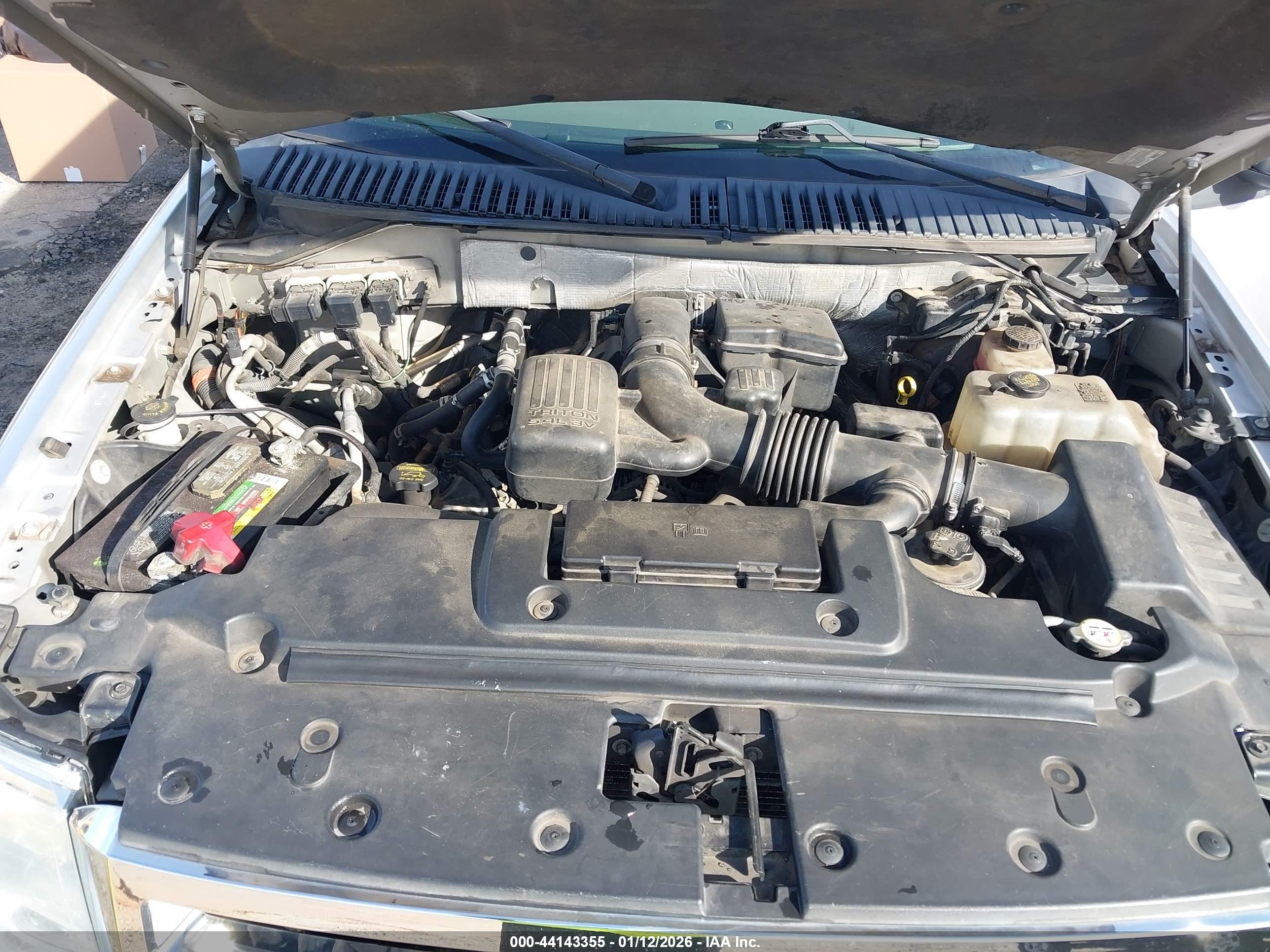 FORD EXPEDITION image 10