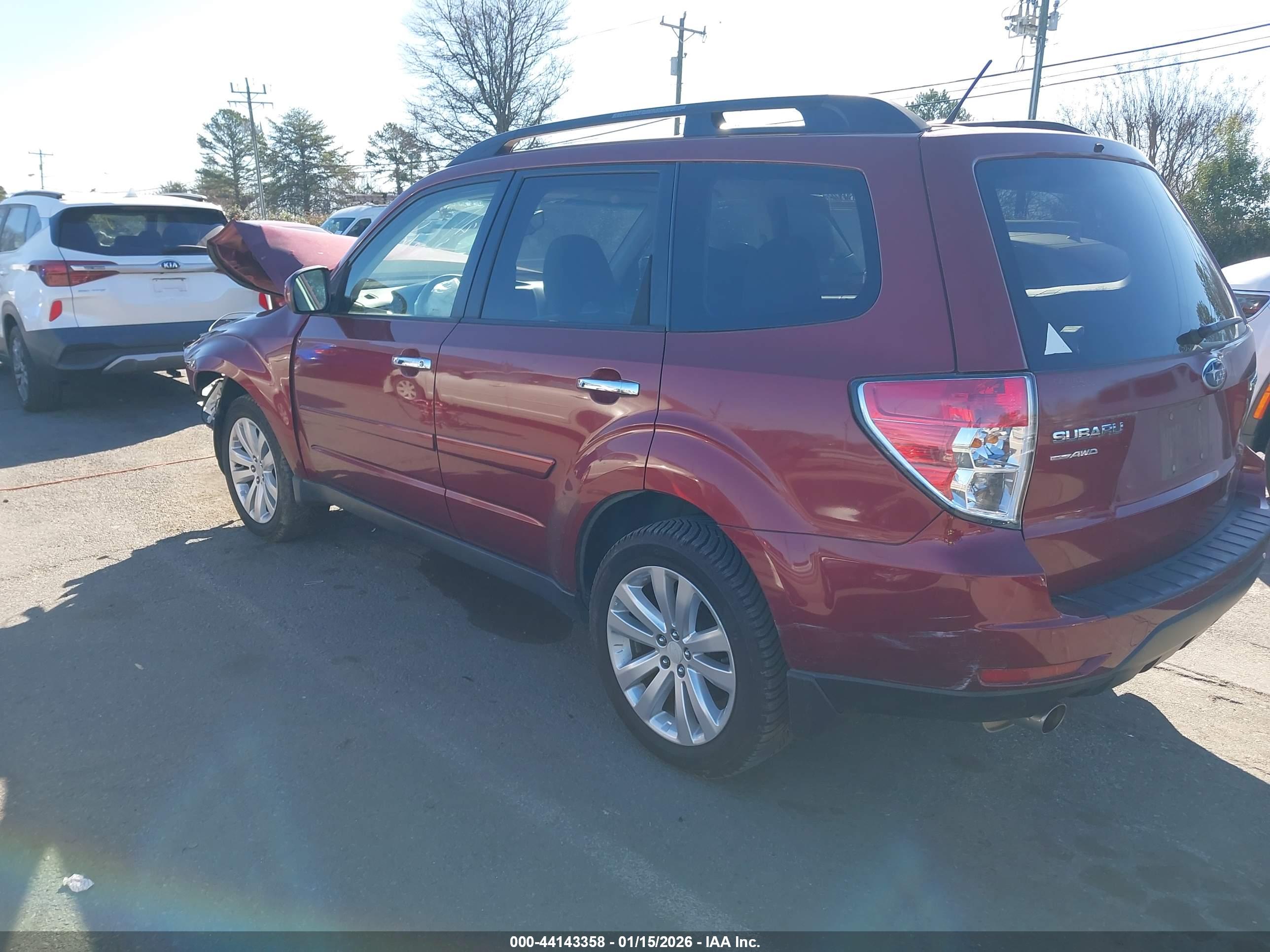 SUBARU FORESTER image 3