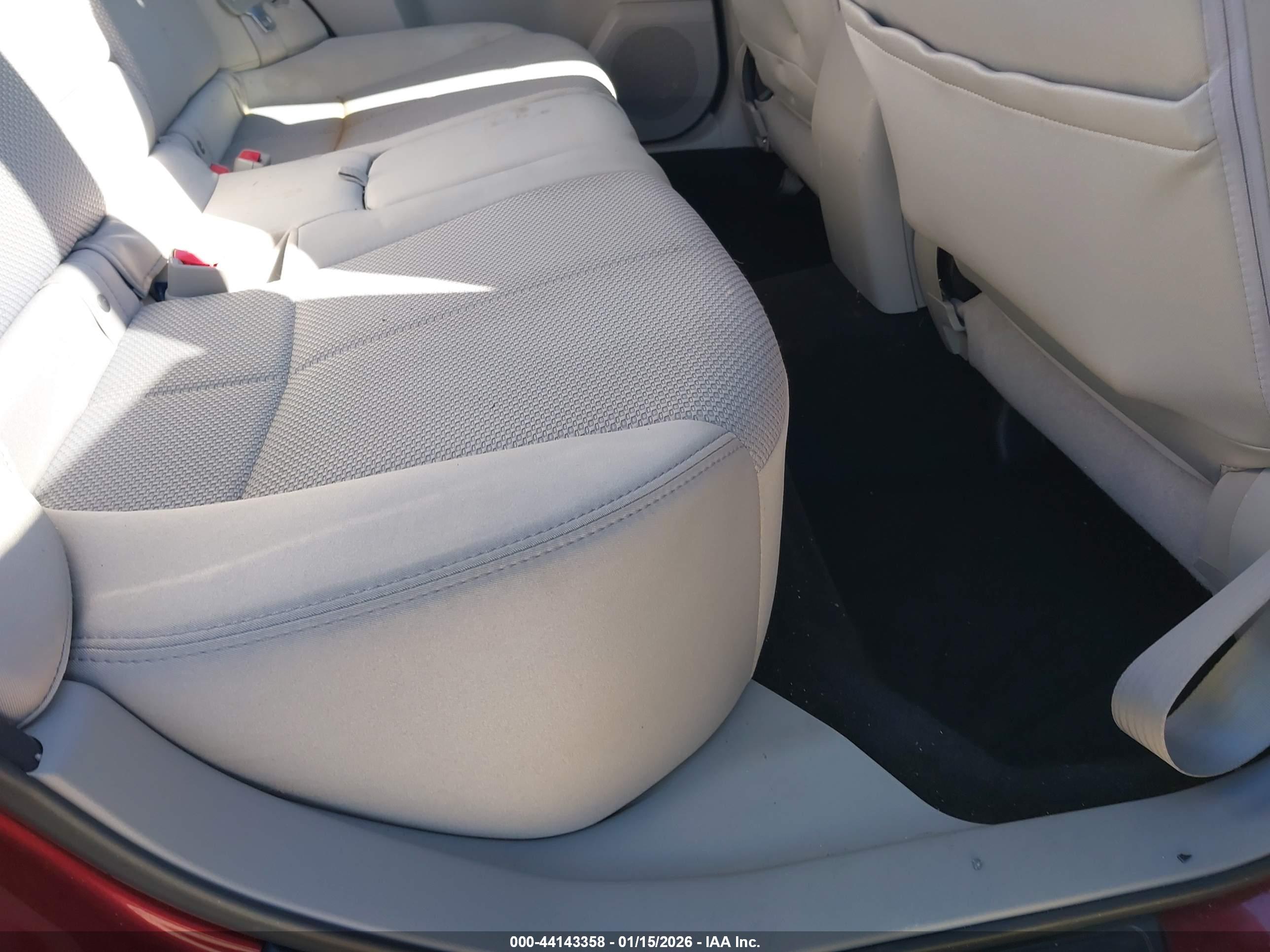 SUBARU FORESTER image 8