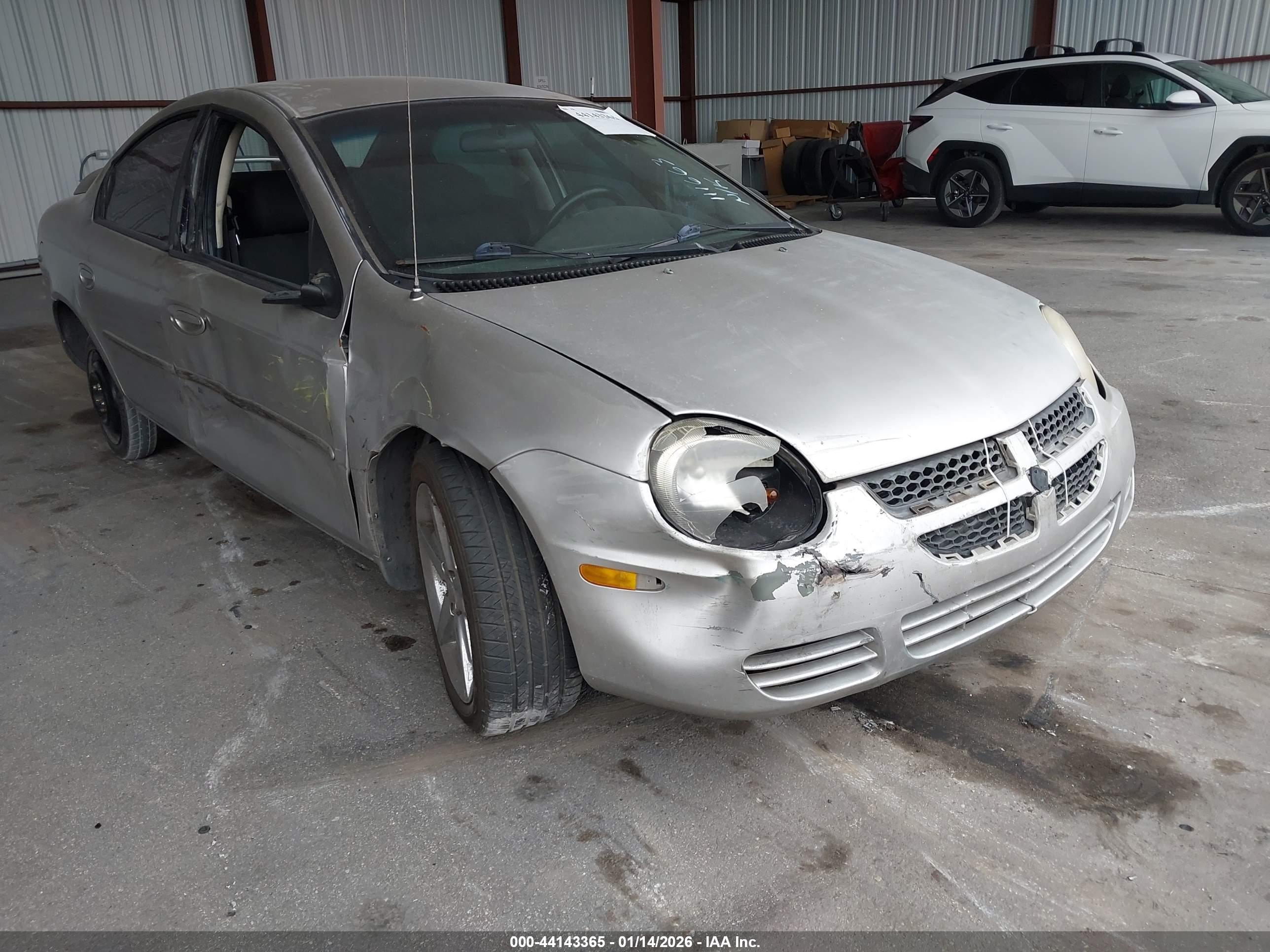 DODGE NEON image 6