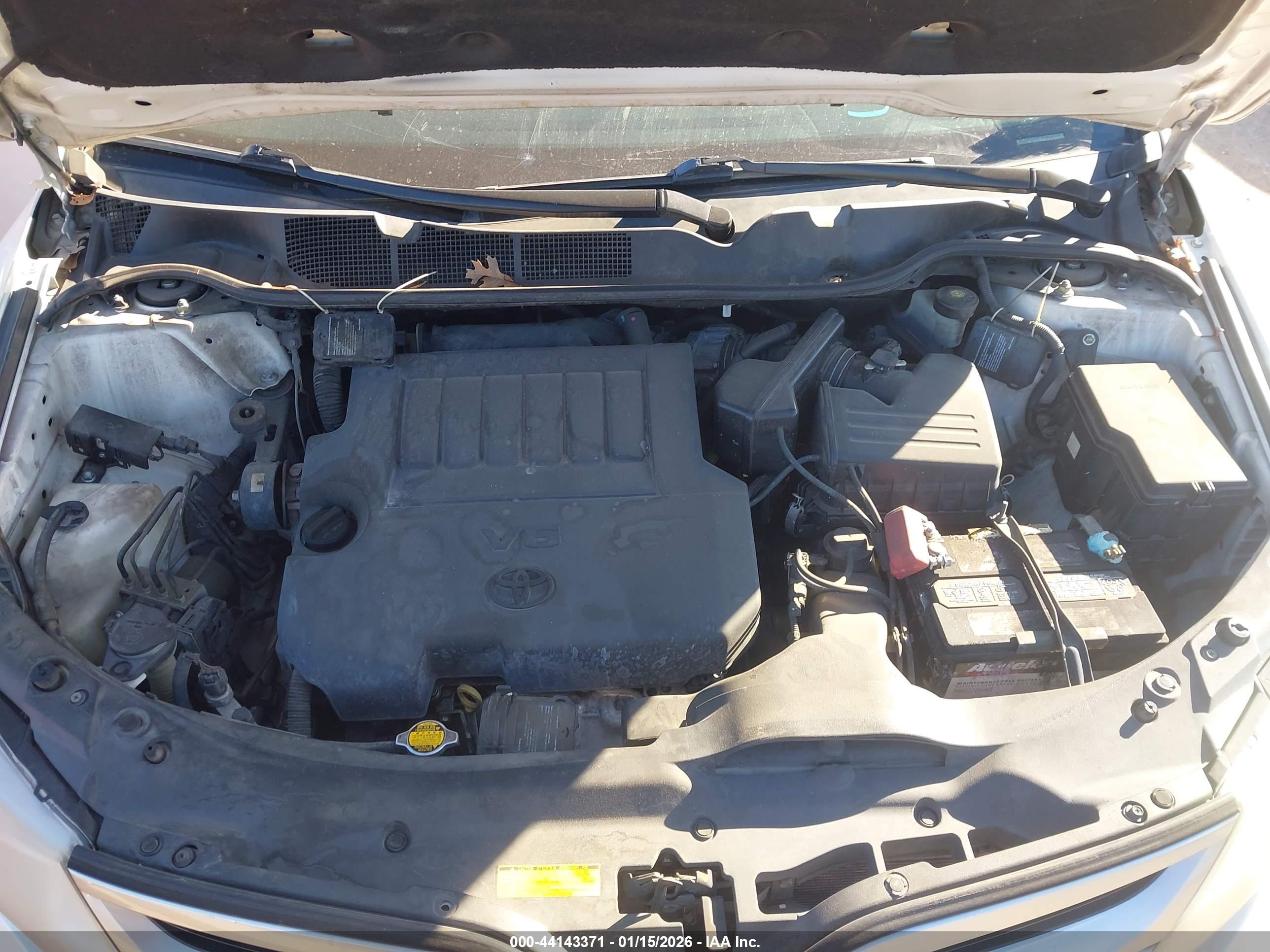 TOYOTA VENZA image 10
