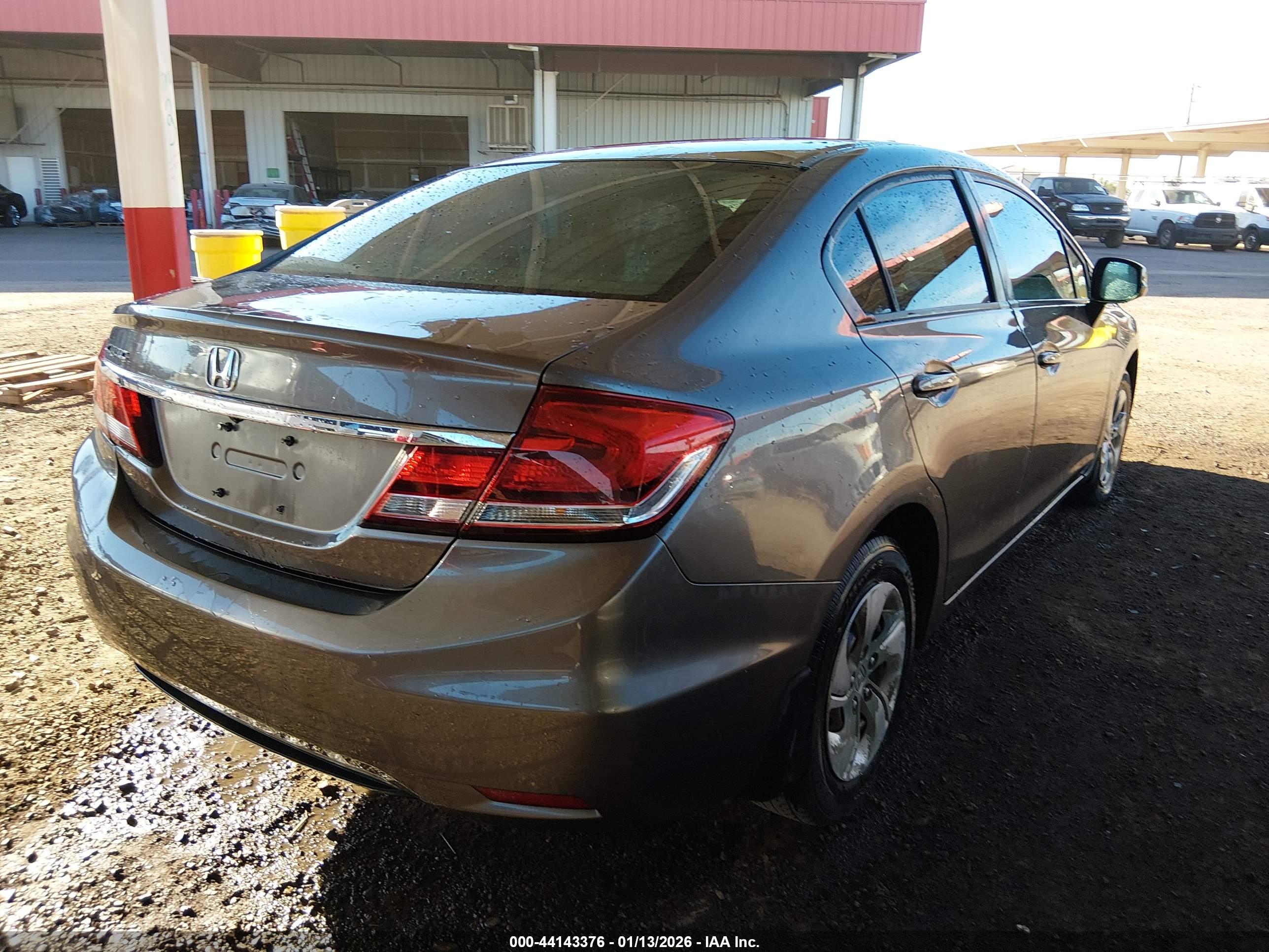 HONDA CIVIC image 4
