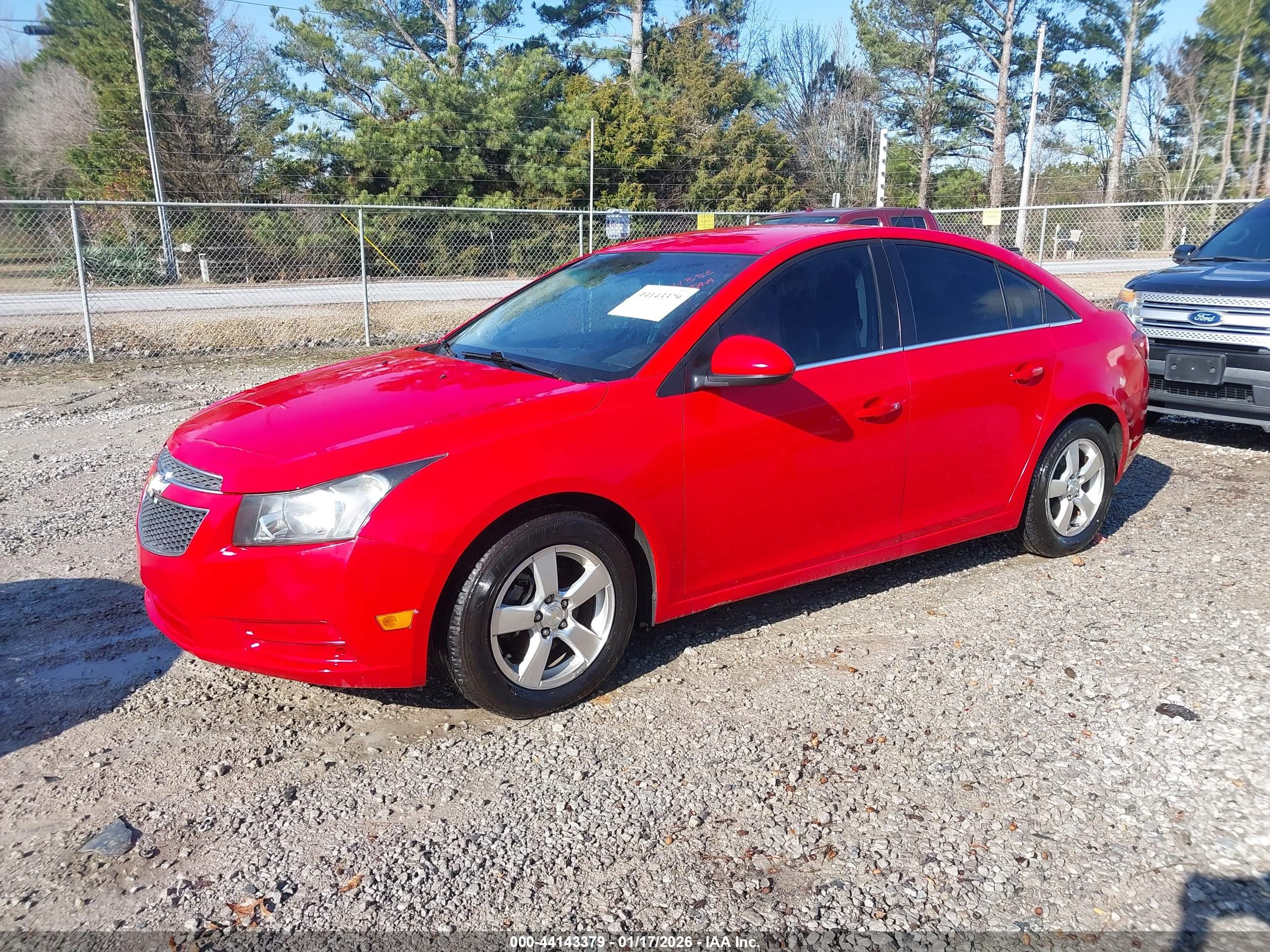 CHEVROLET CRUZE image 2