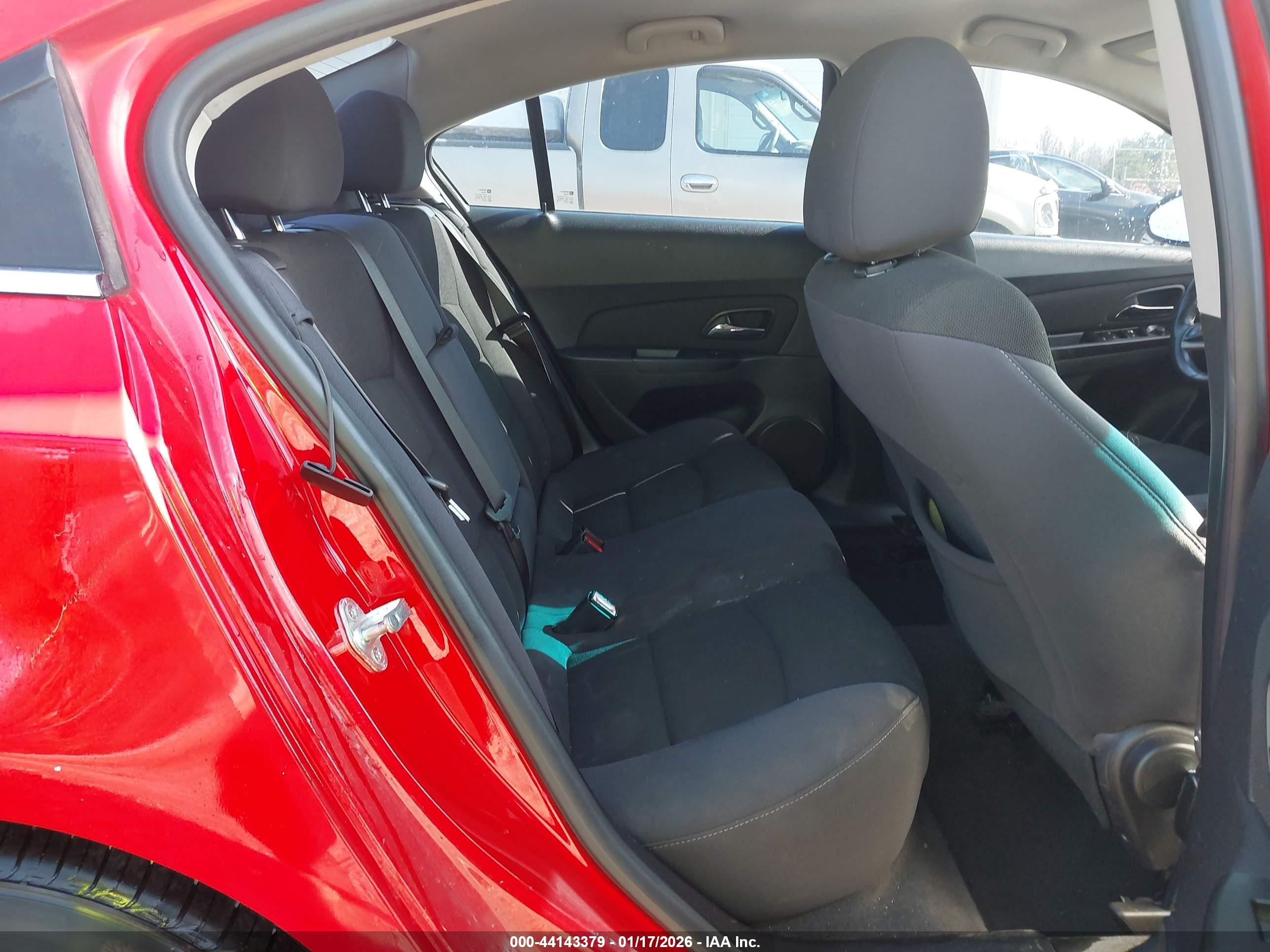 CHEVROLET CRUZE image 8