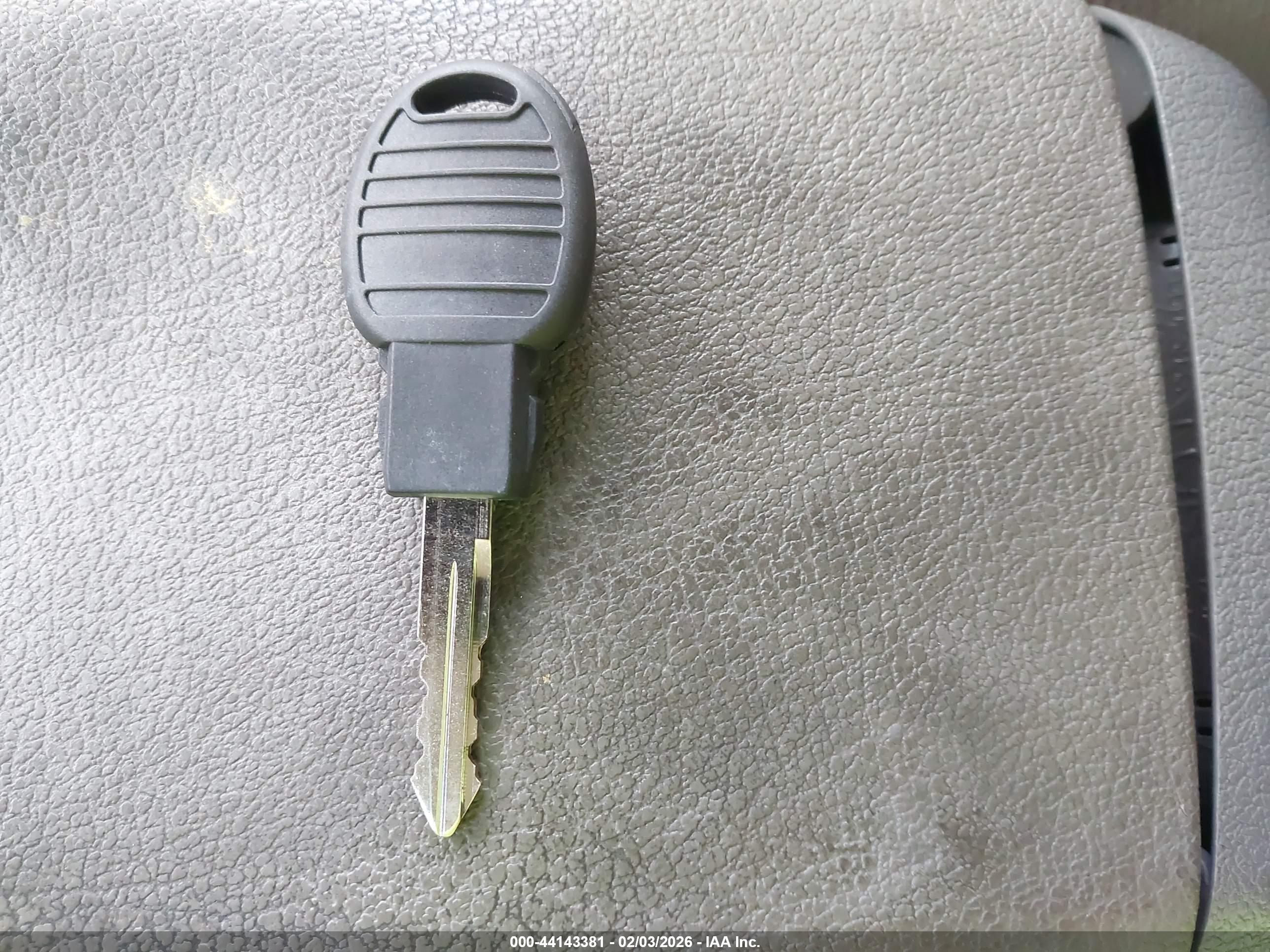 DODGE CARAVAN image 11