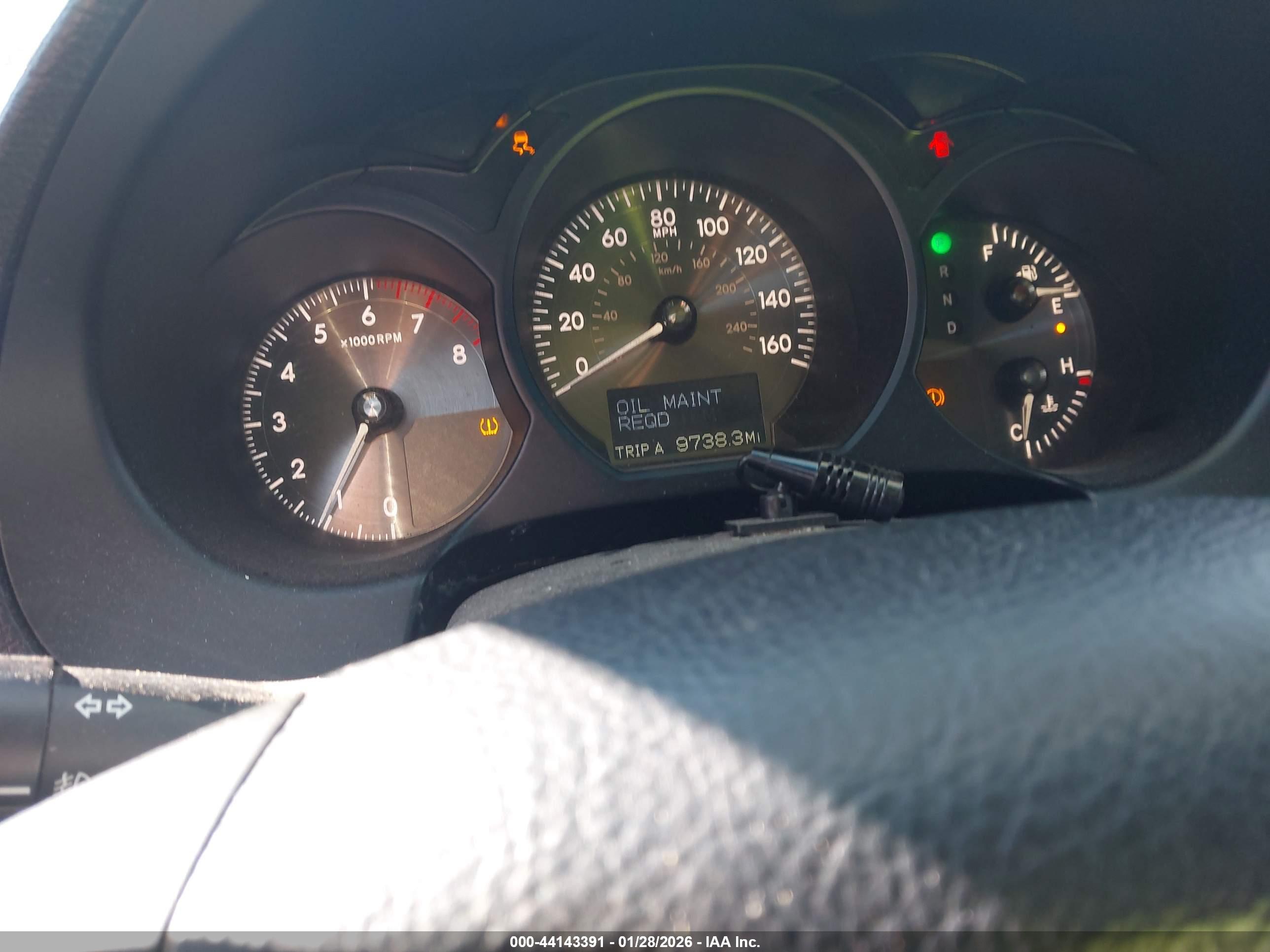 LEXUS GS image 7
