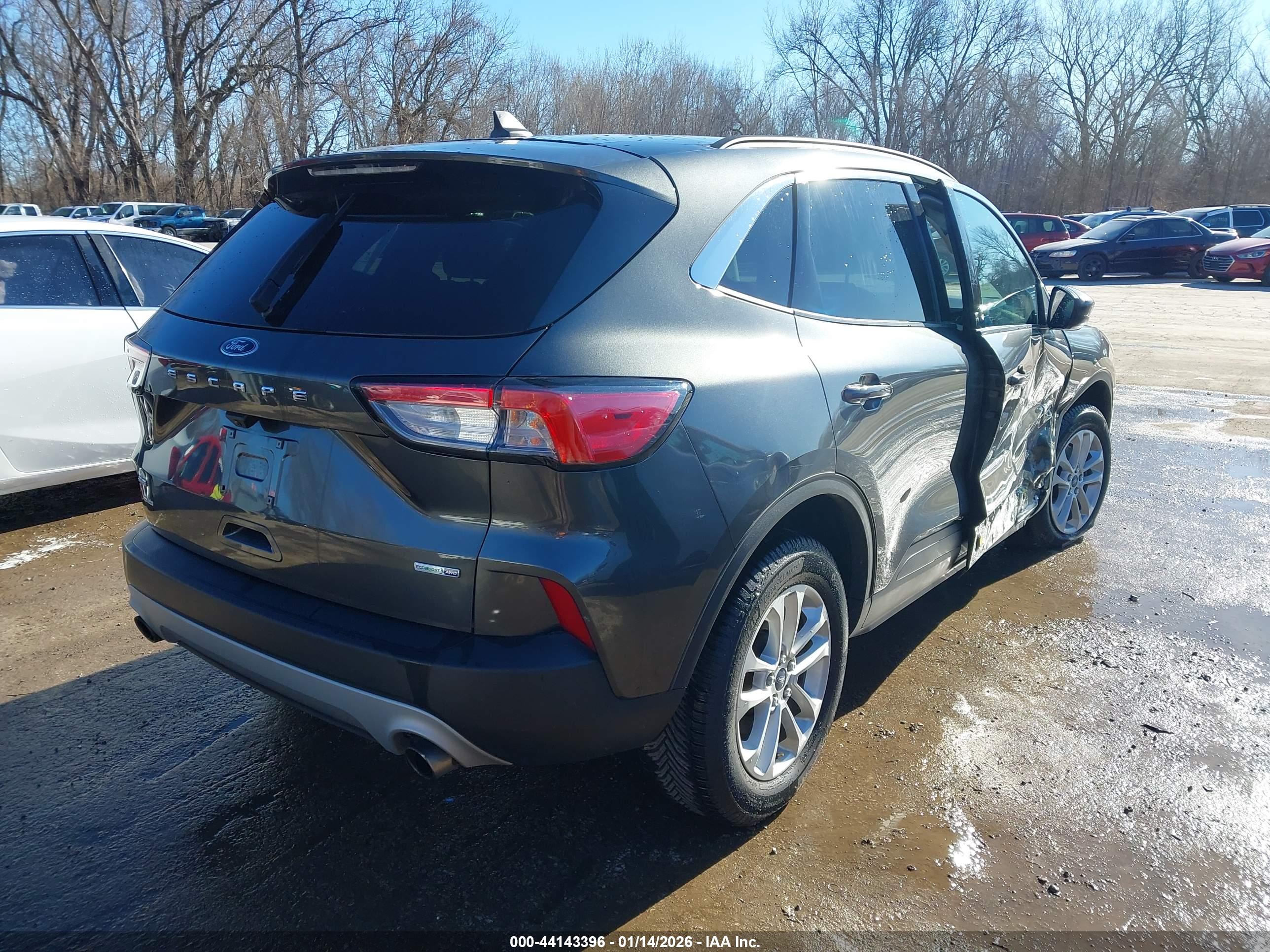 FORD ESCAPE image 4