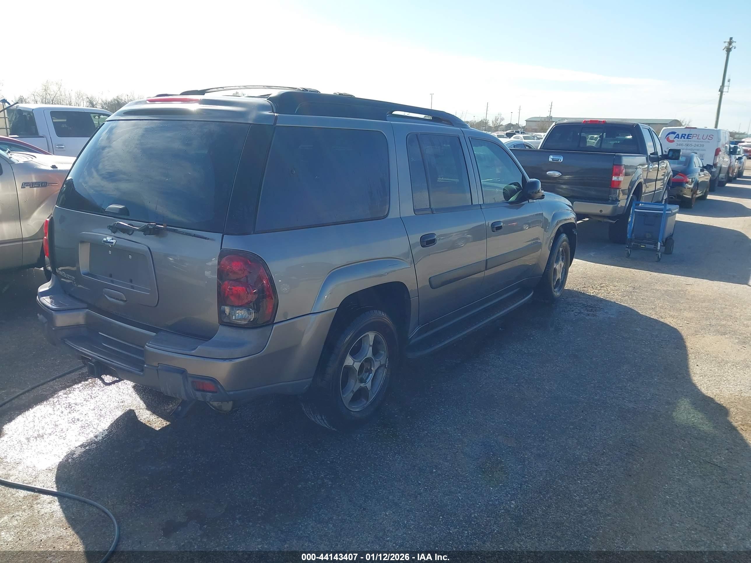 CHEVROLET TRAILBLAZER image 4