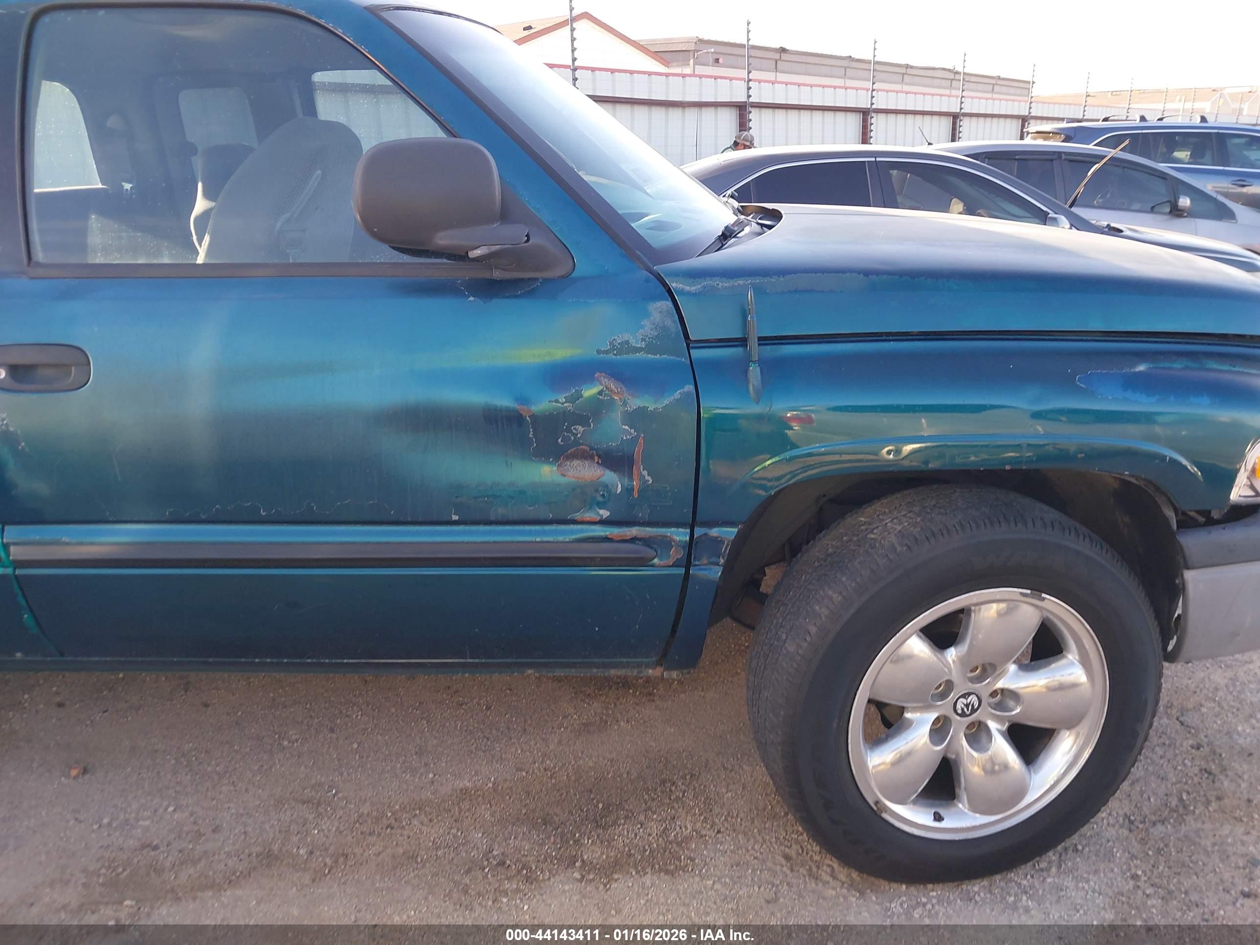 DODGE RAM image 6