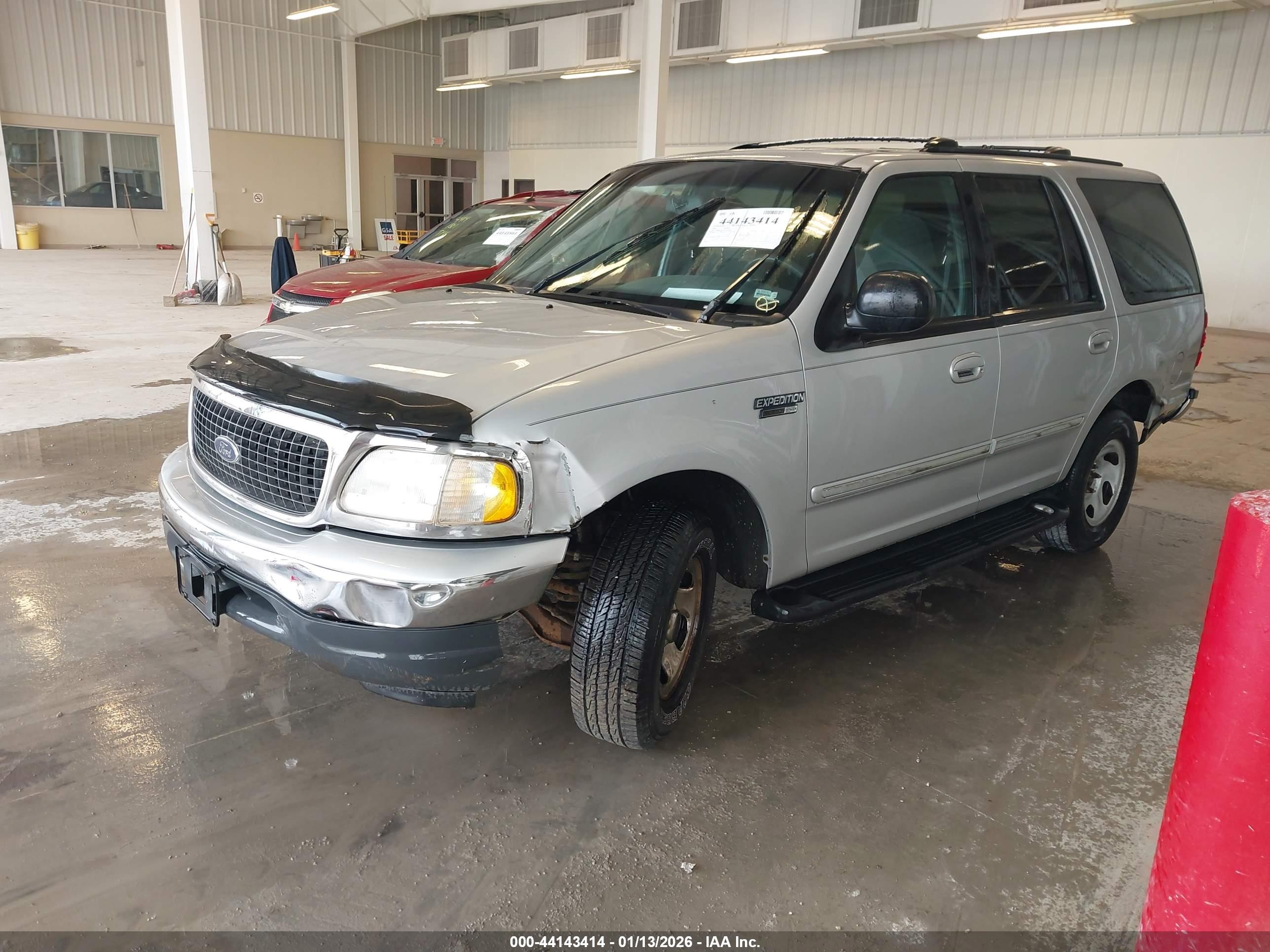 FORD EXPEDITION image 2