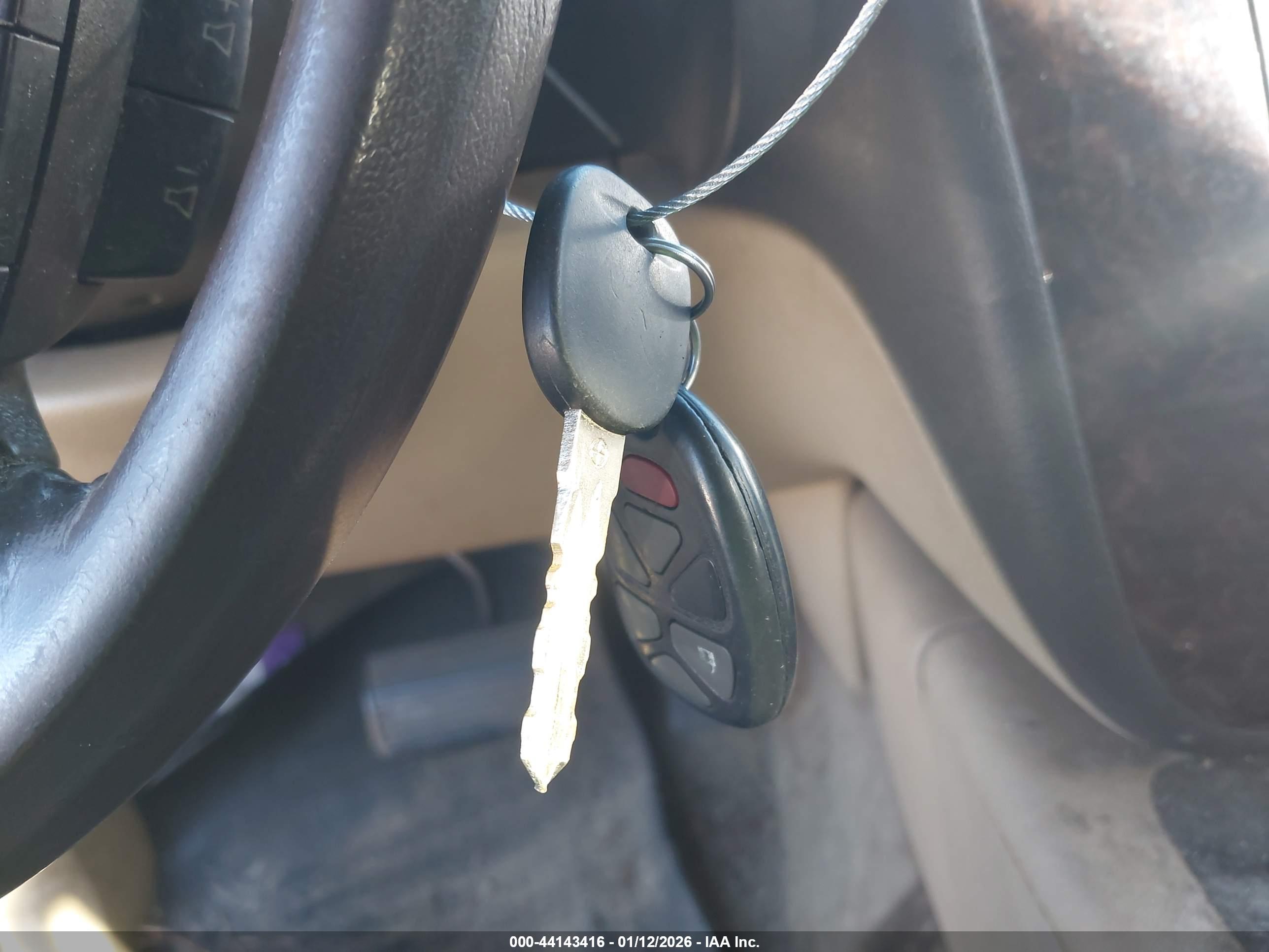 GMC YUKON image 11