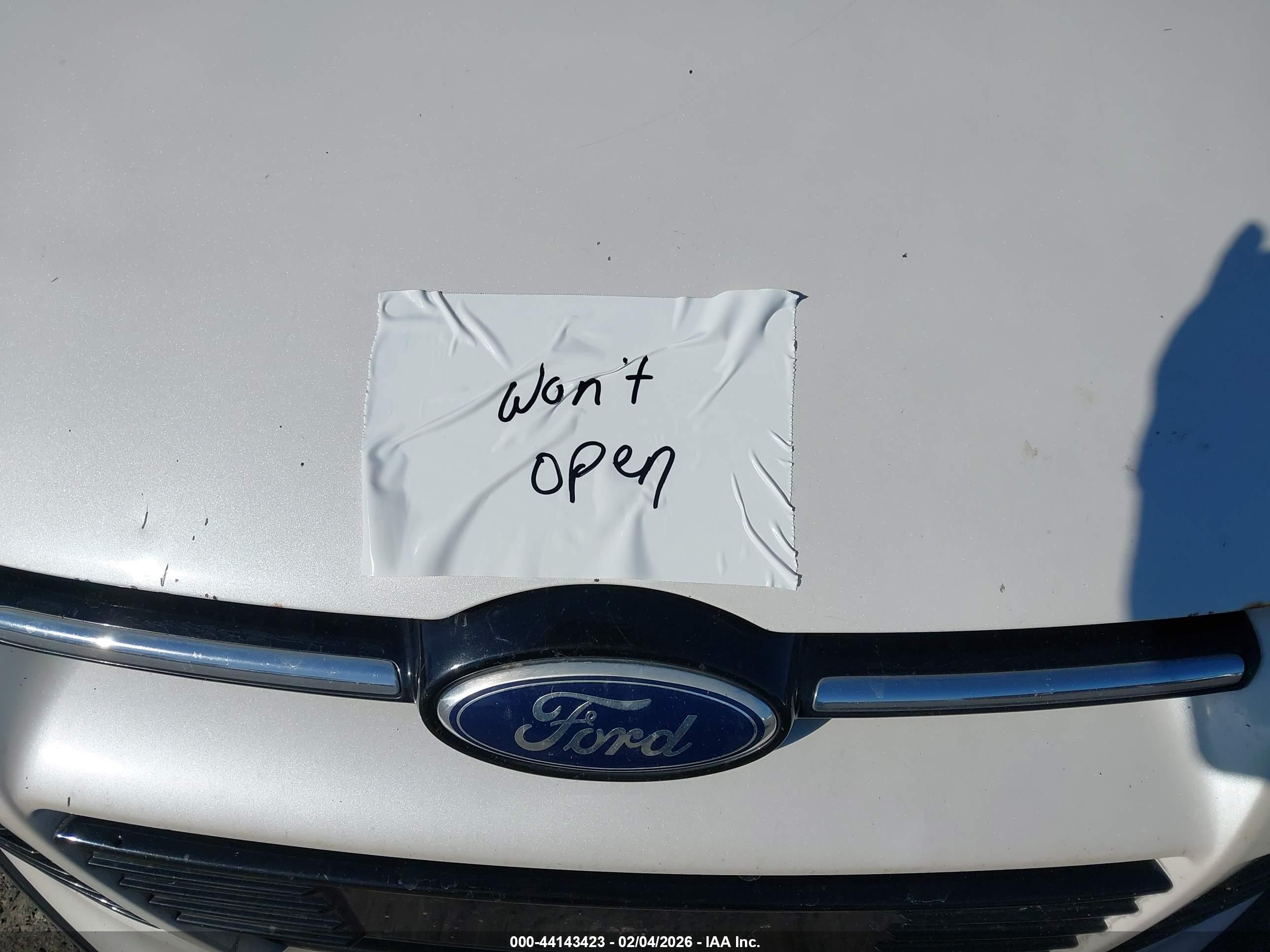 FORD FOCUS image 10