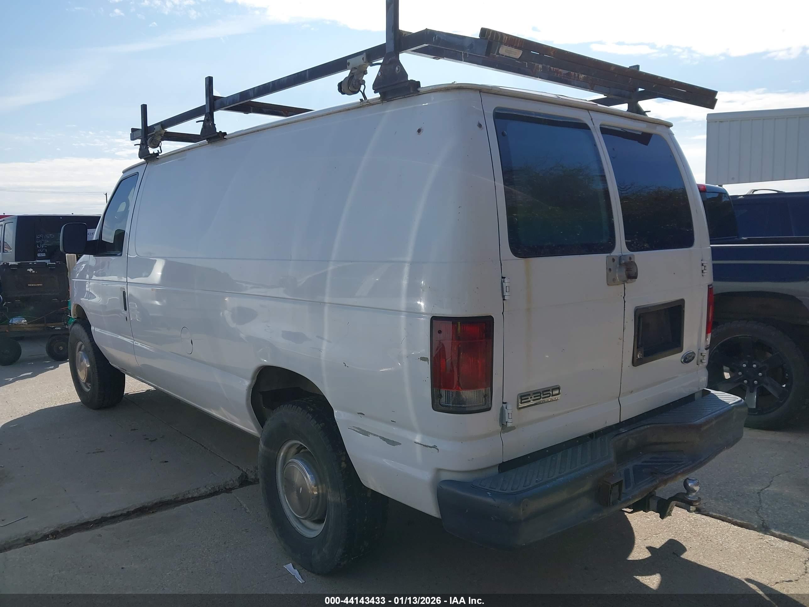 FORD E-350 image 3