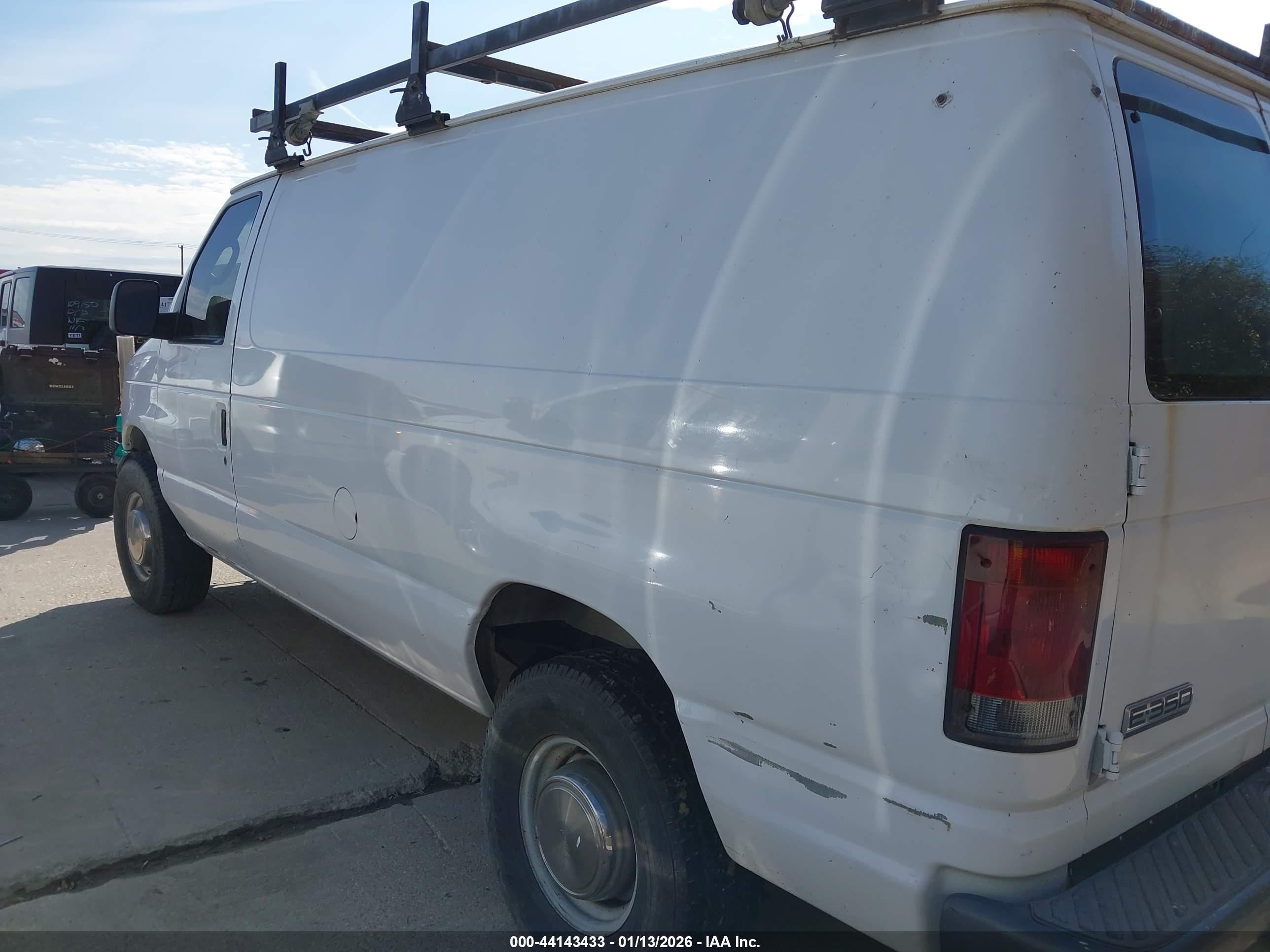 FORD E-350 image 6