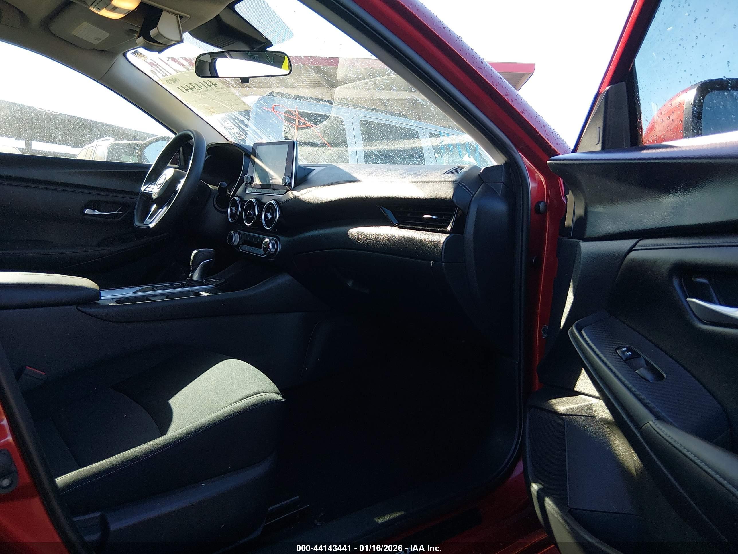 NISSAN SENTRA image 5