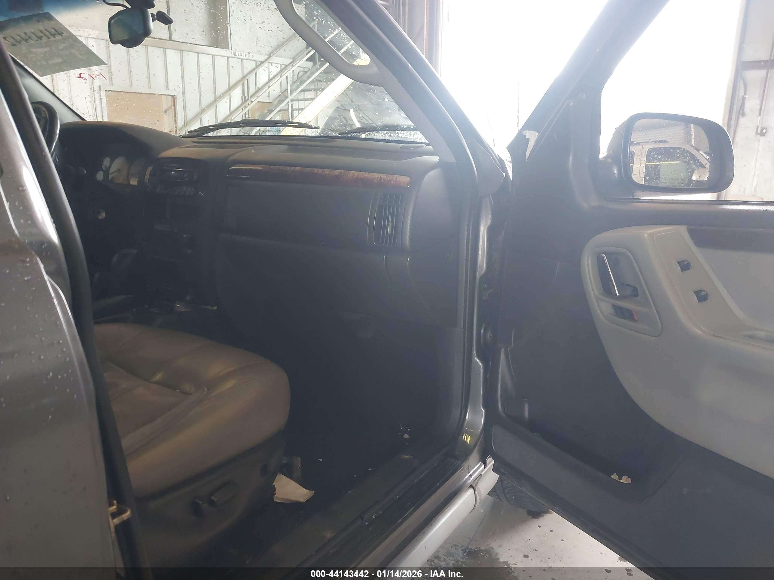 JEEP GRAND image 5