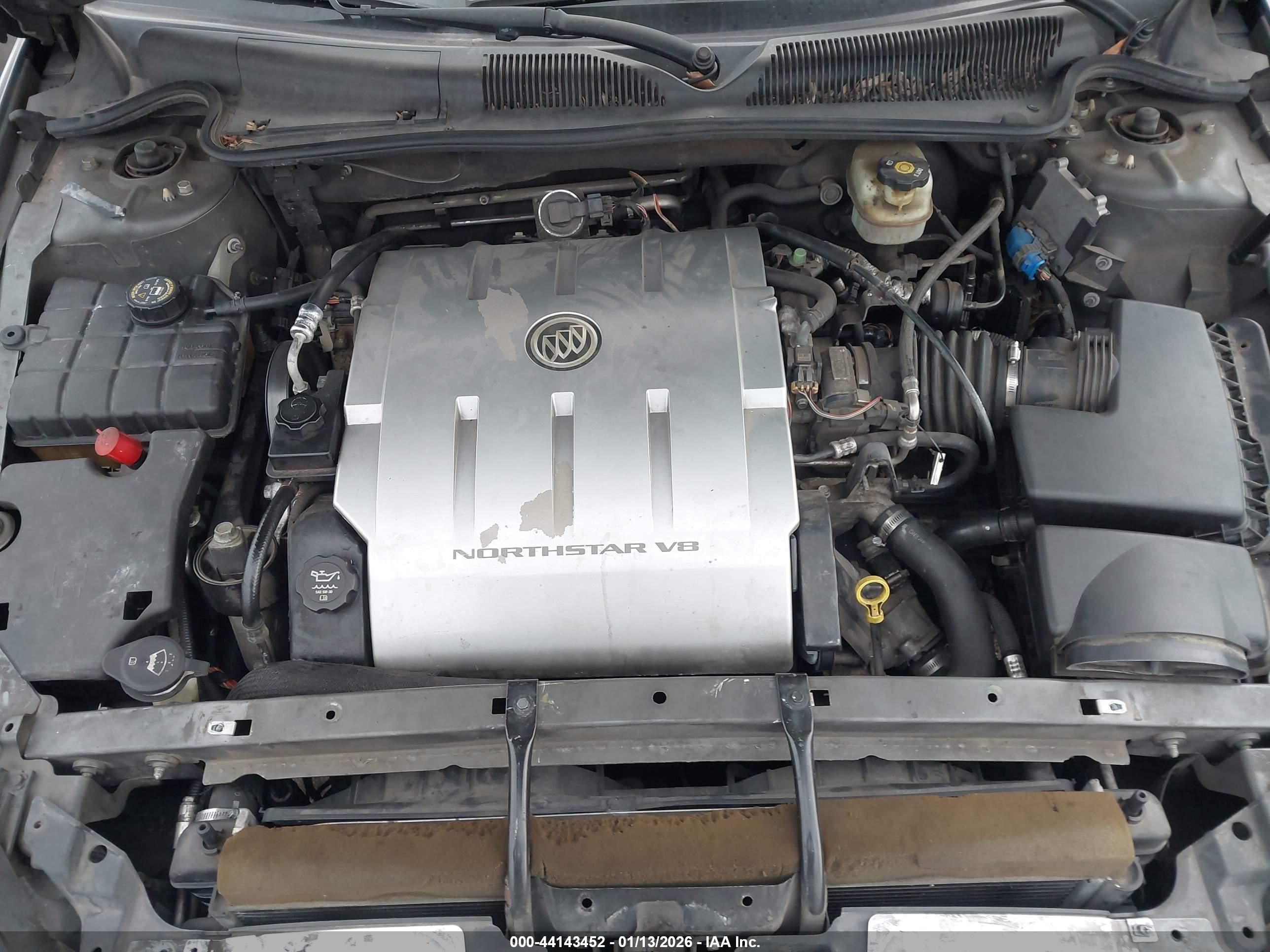 BUICK LUCERNE image 10