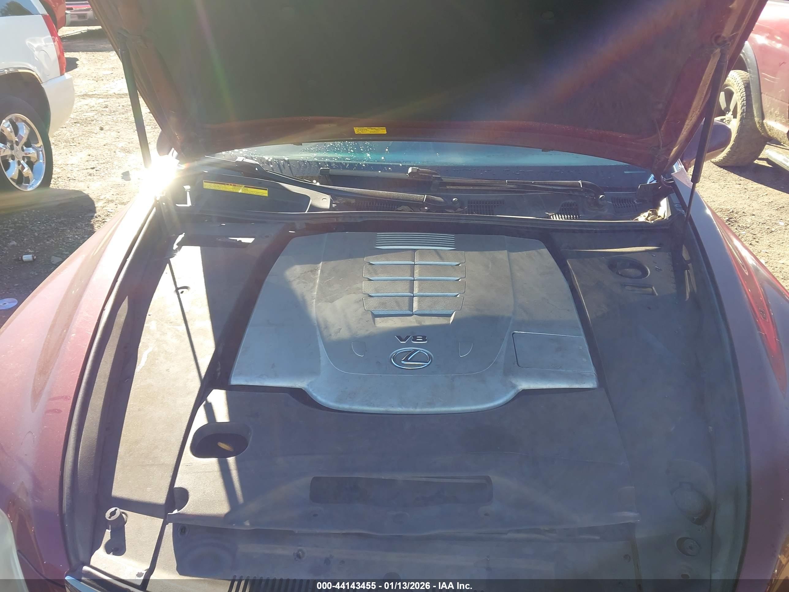 LEXUS LS image 10