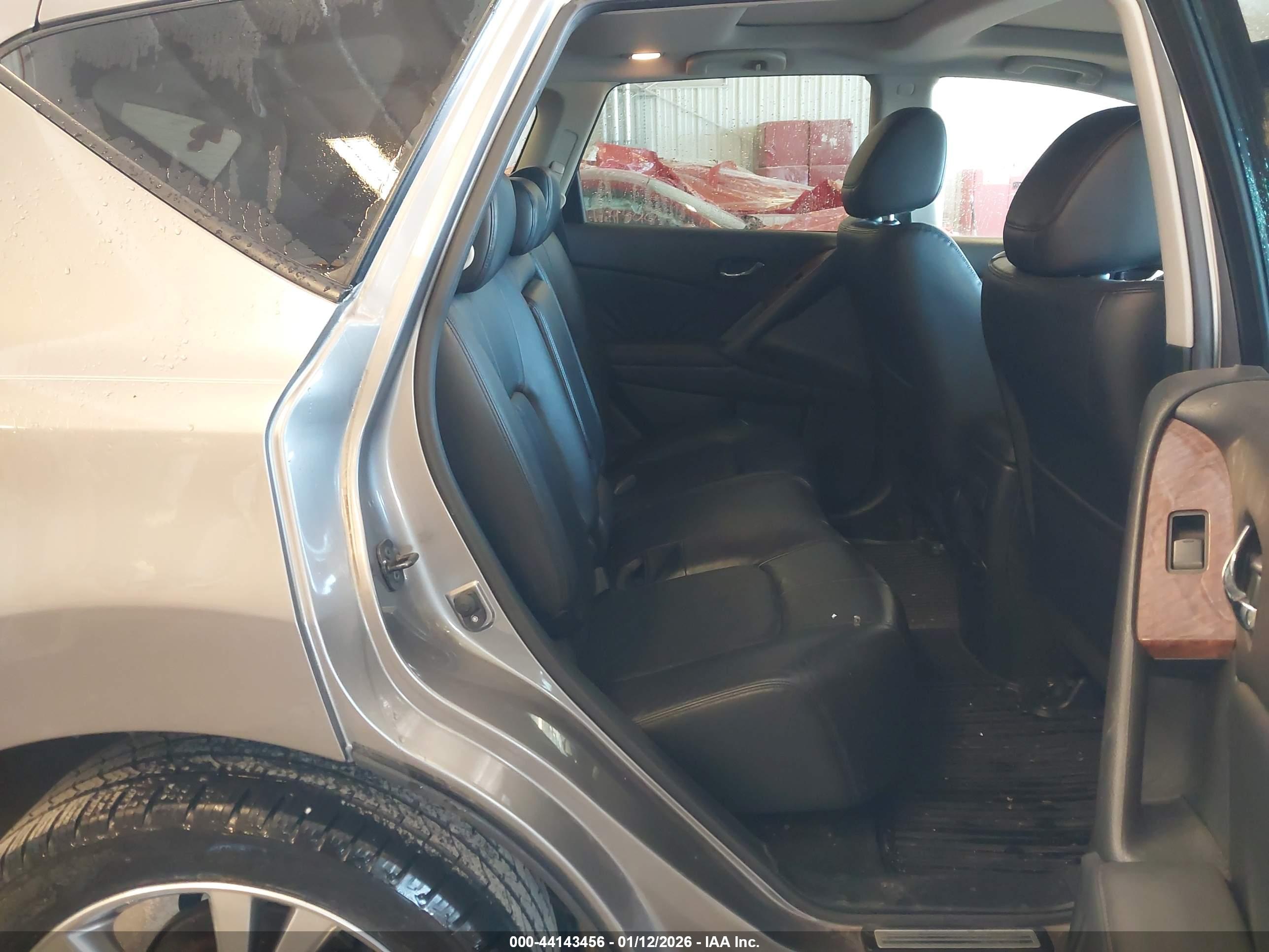 NISSAN MURANO image 8