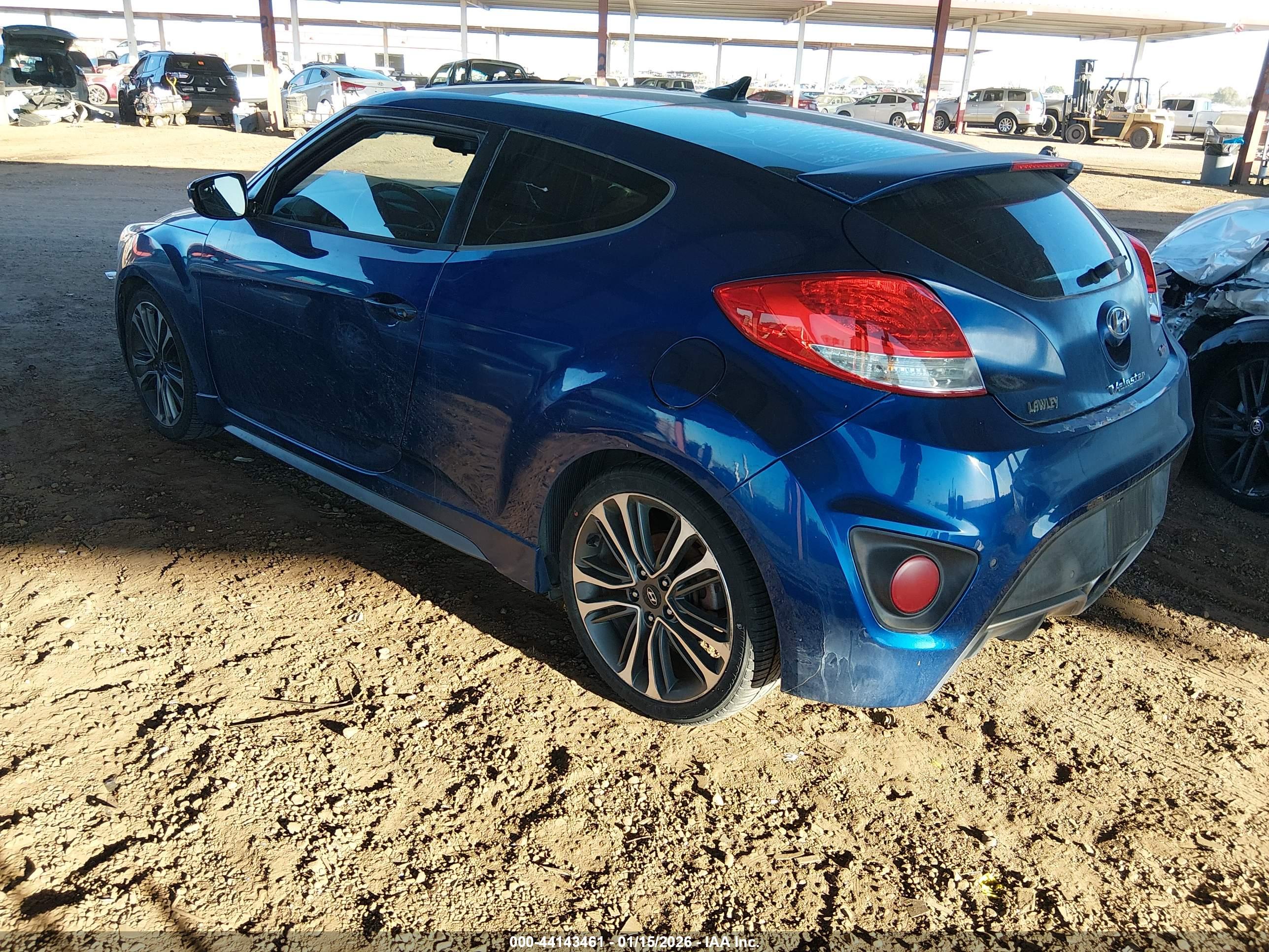 HYUNDAI VELOSTER image 3