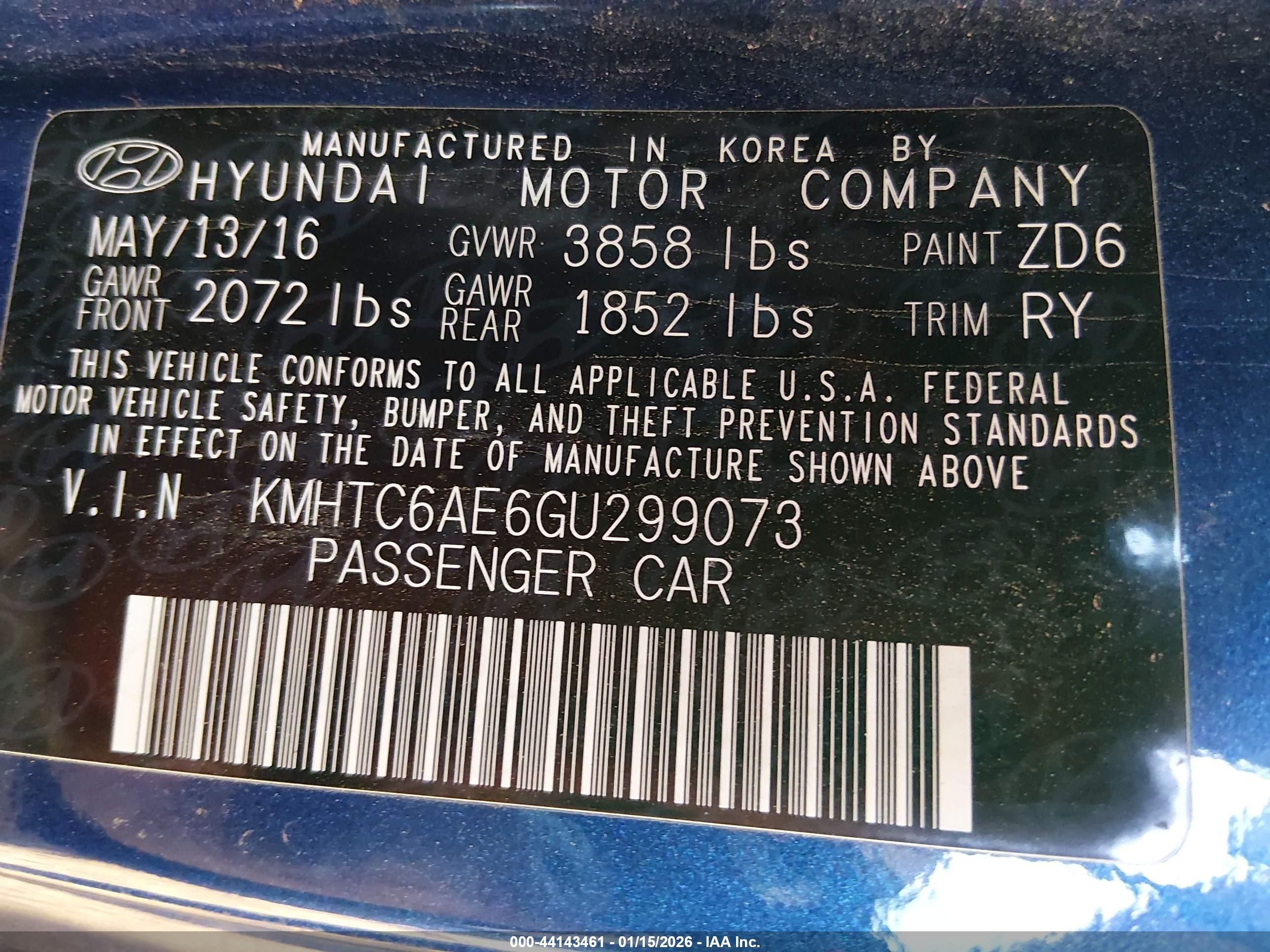 HYUNDAI VELOSTER image 9