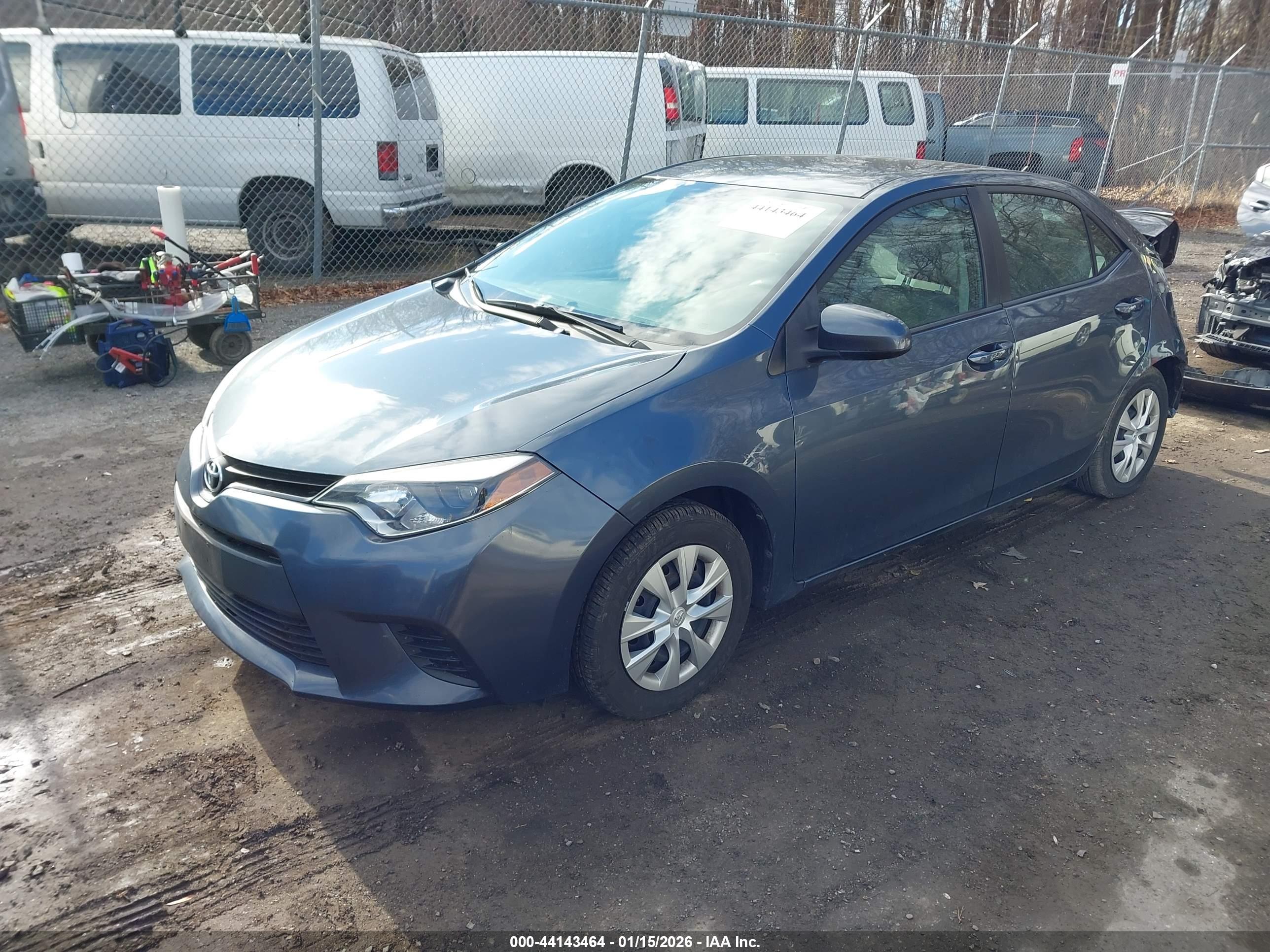 TOYOTA COROLLA image 2