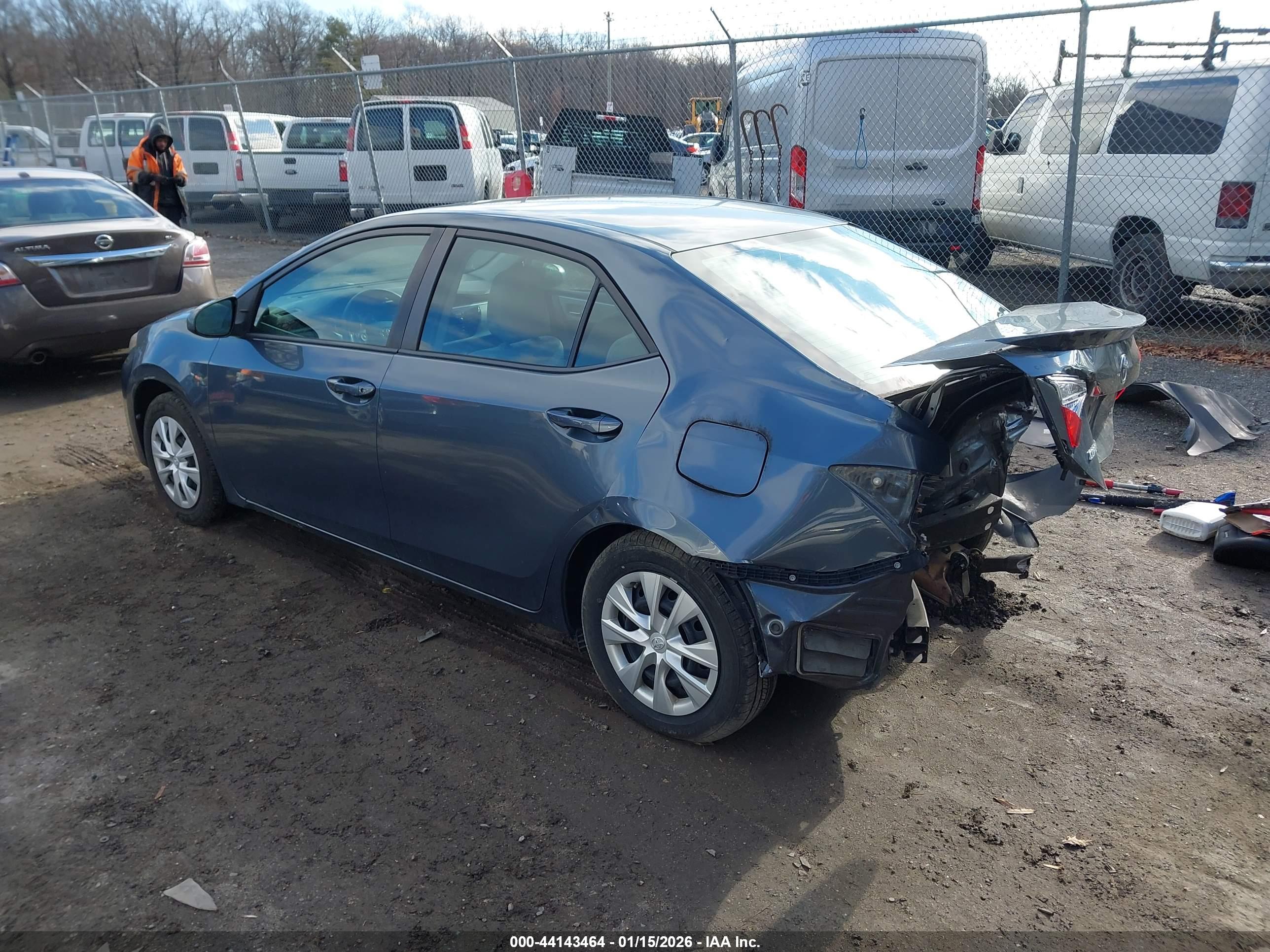 TOYOTA COROLLA image 3