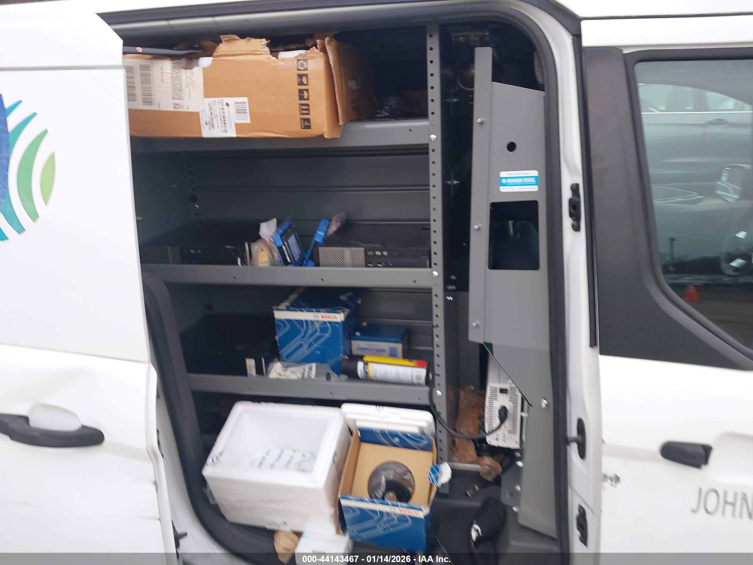 FORD TRANSIT image 8