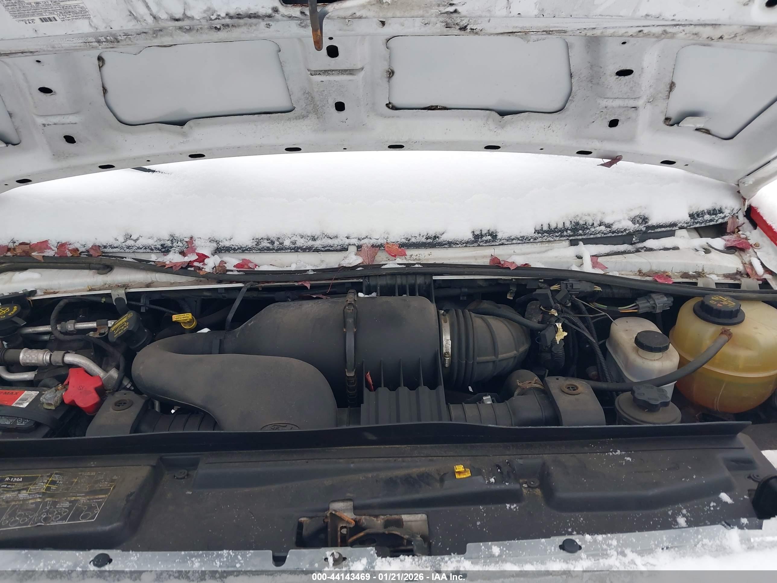 FORD E-350 image 10