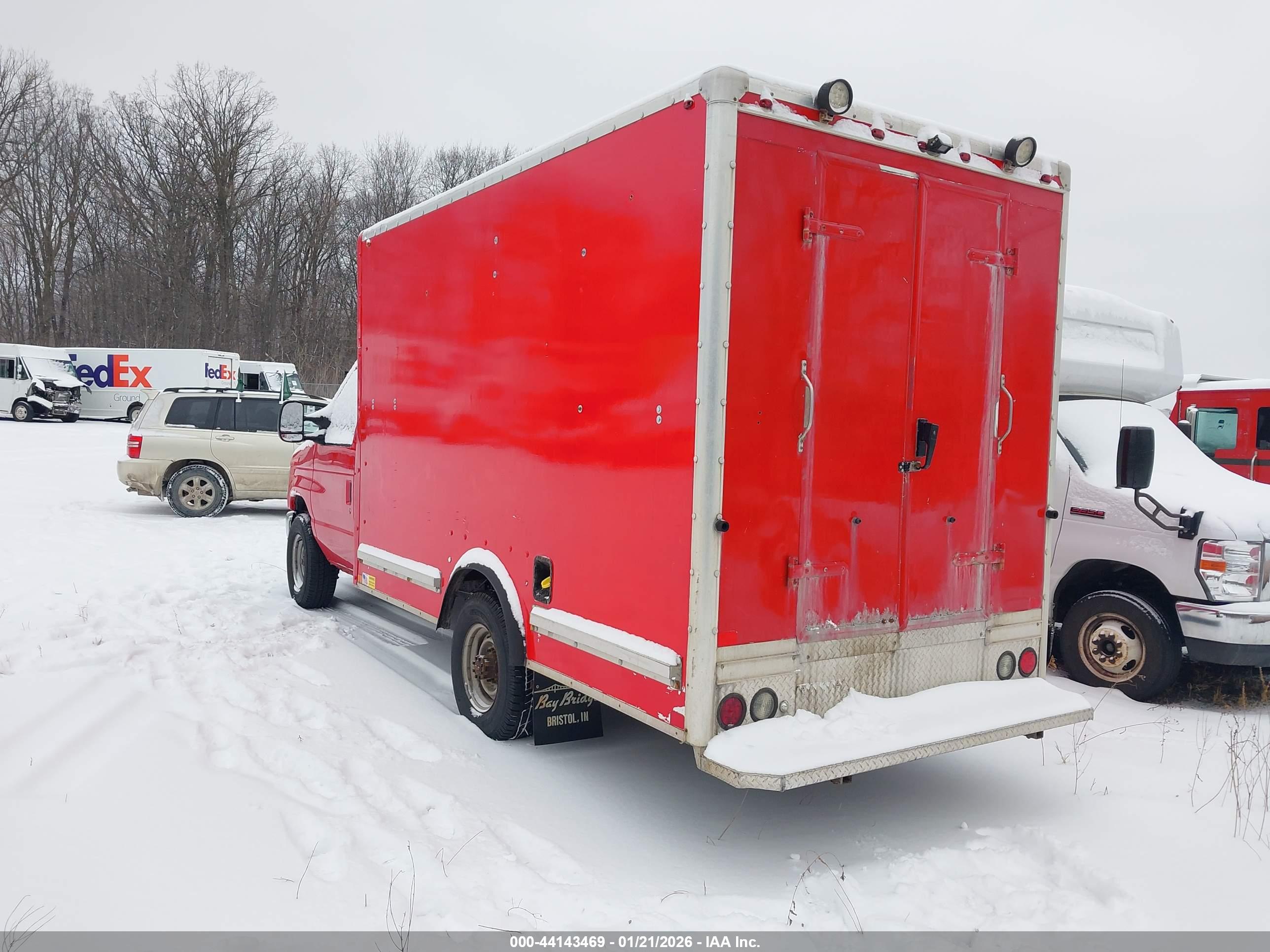 FORD E-350 image 3